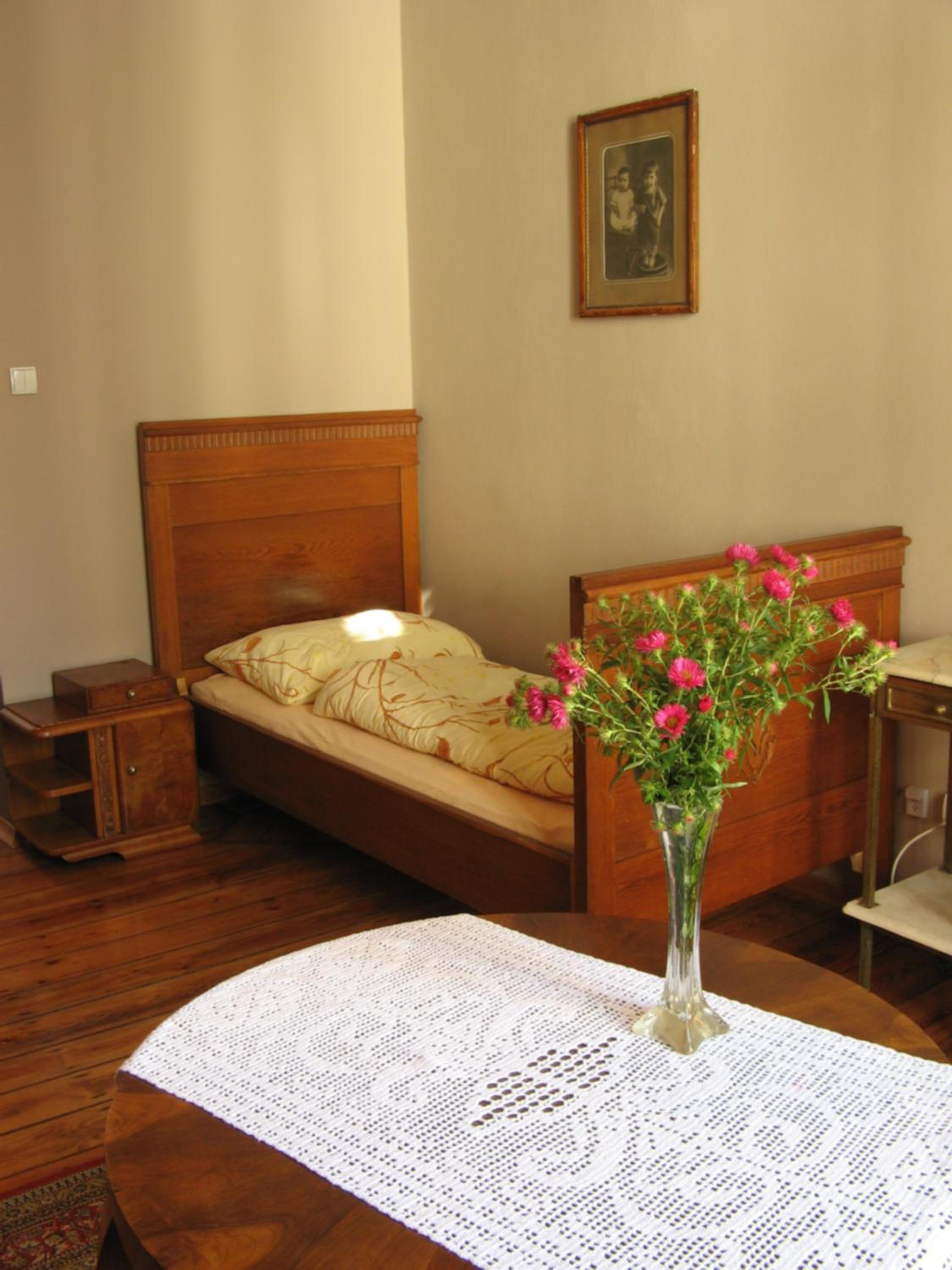 Twin Room with Private Bathroom photo 1