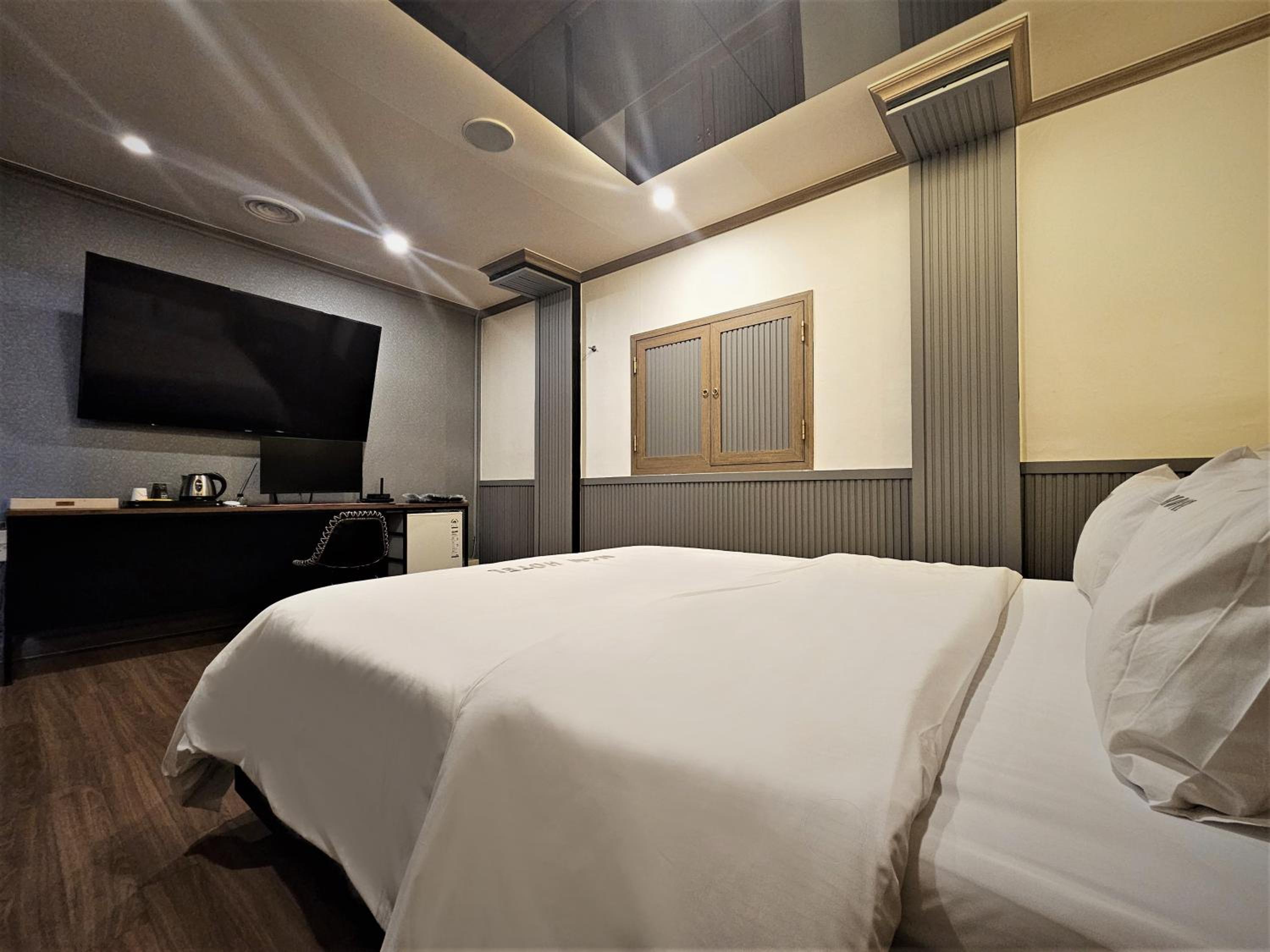 Deluxe Double Room - Photo 4