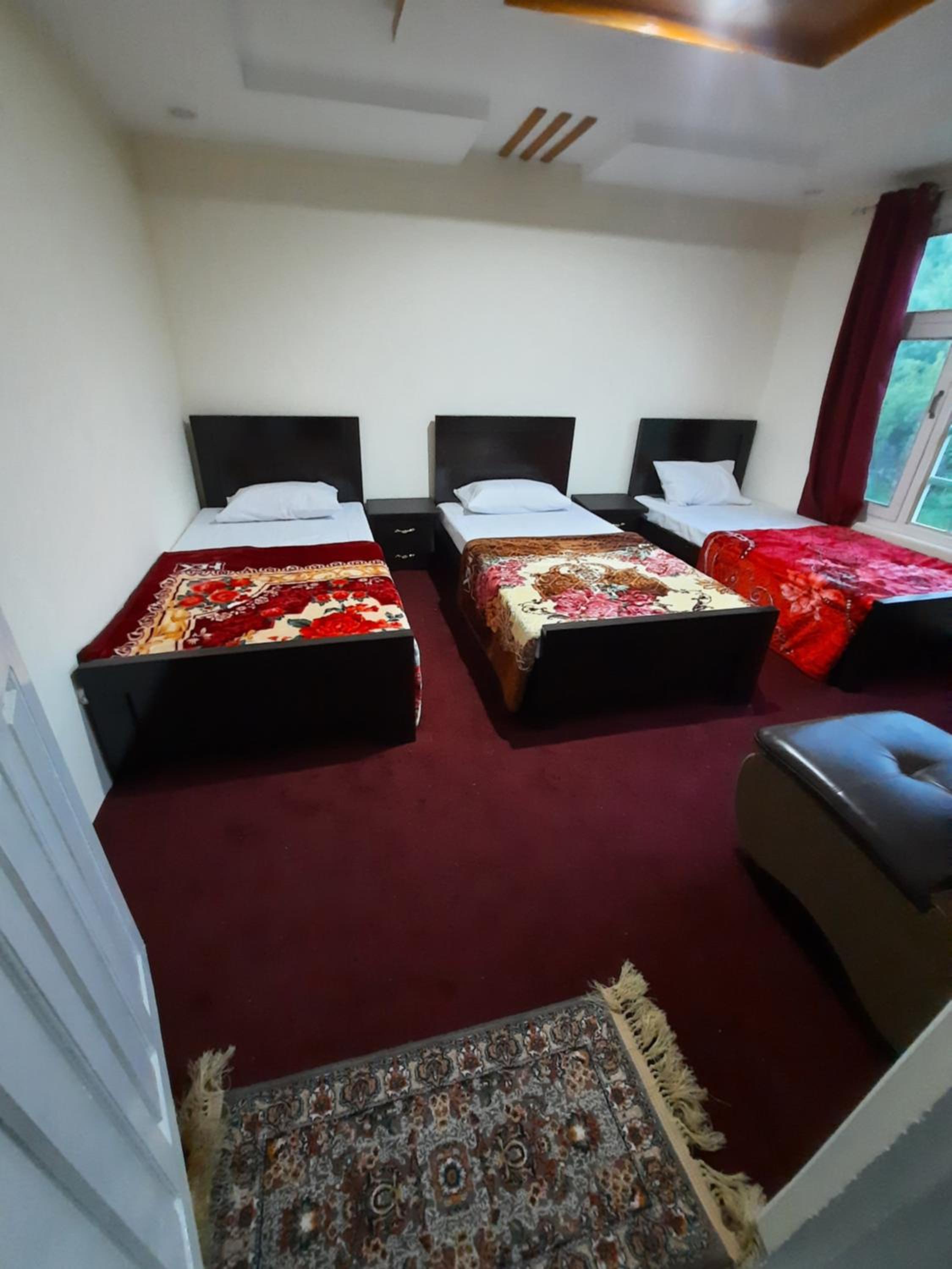 Deluxe Family Room photo 3