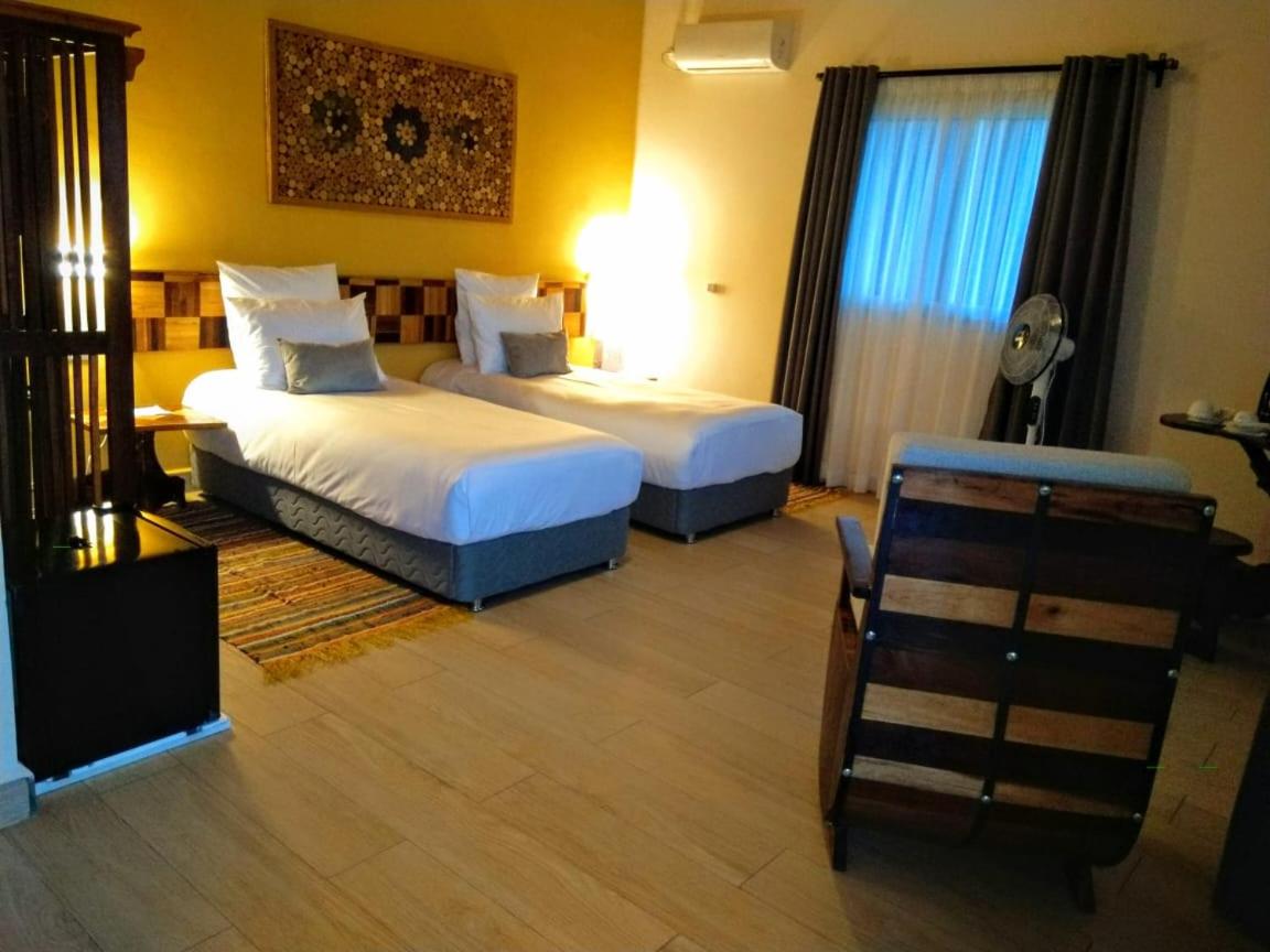 Deluxe Twin Room photo 3