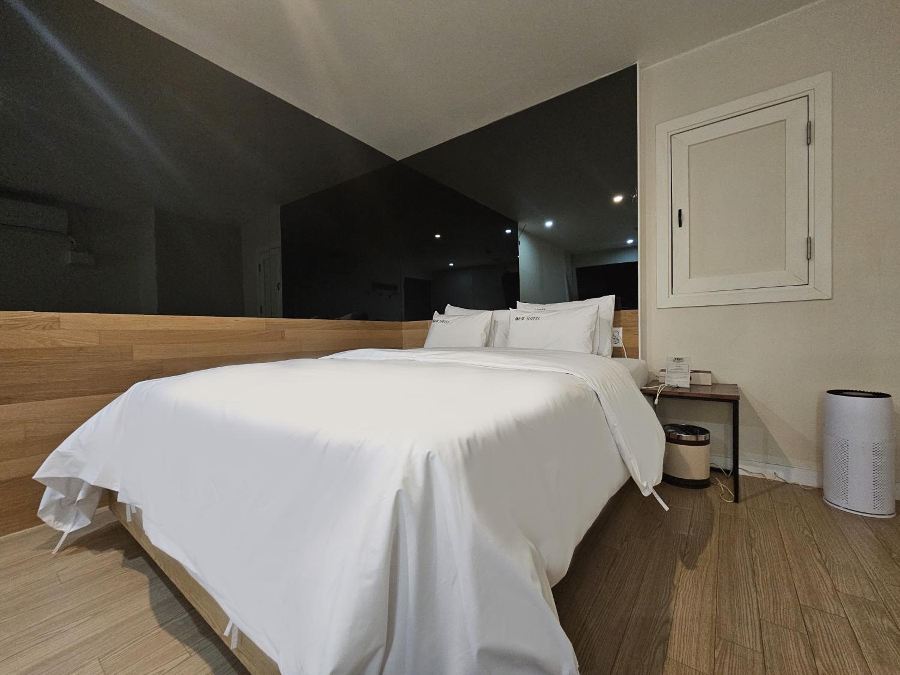 Superior Double Room - Photo 2