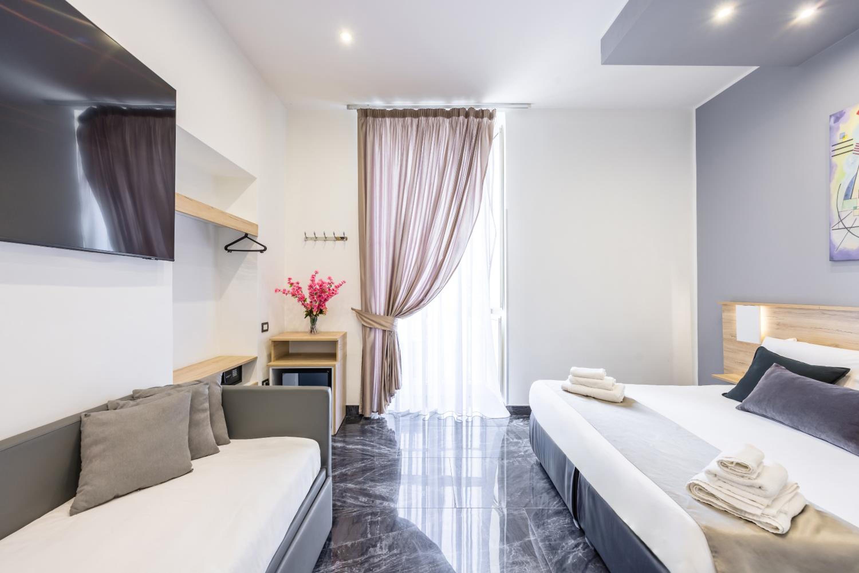 Double Room with Mountain View