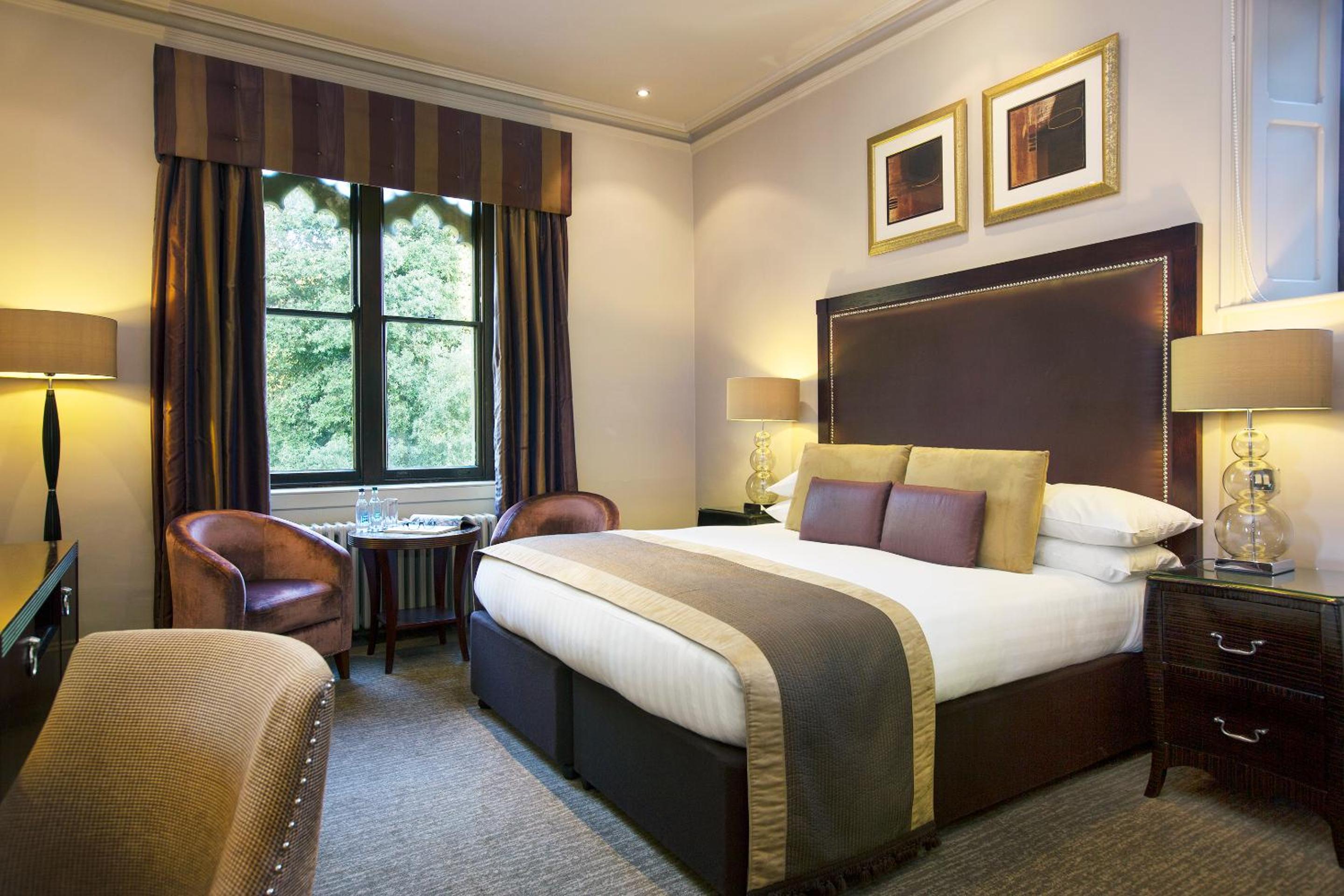 Superior Room with Feature