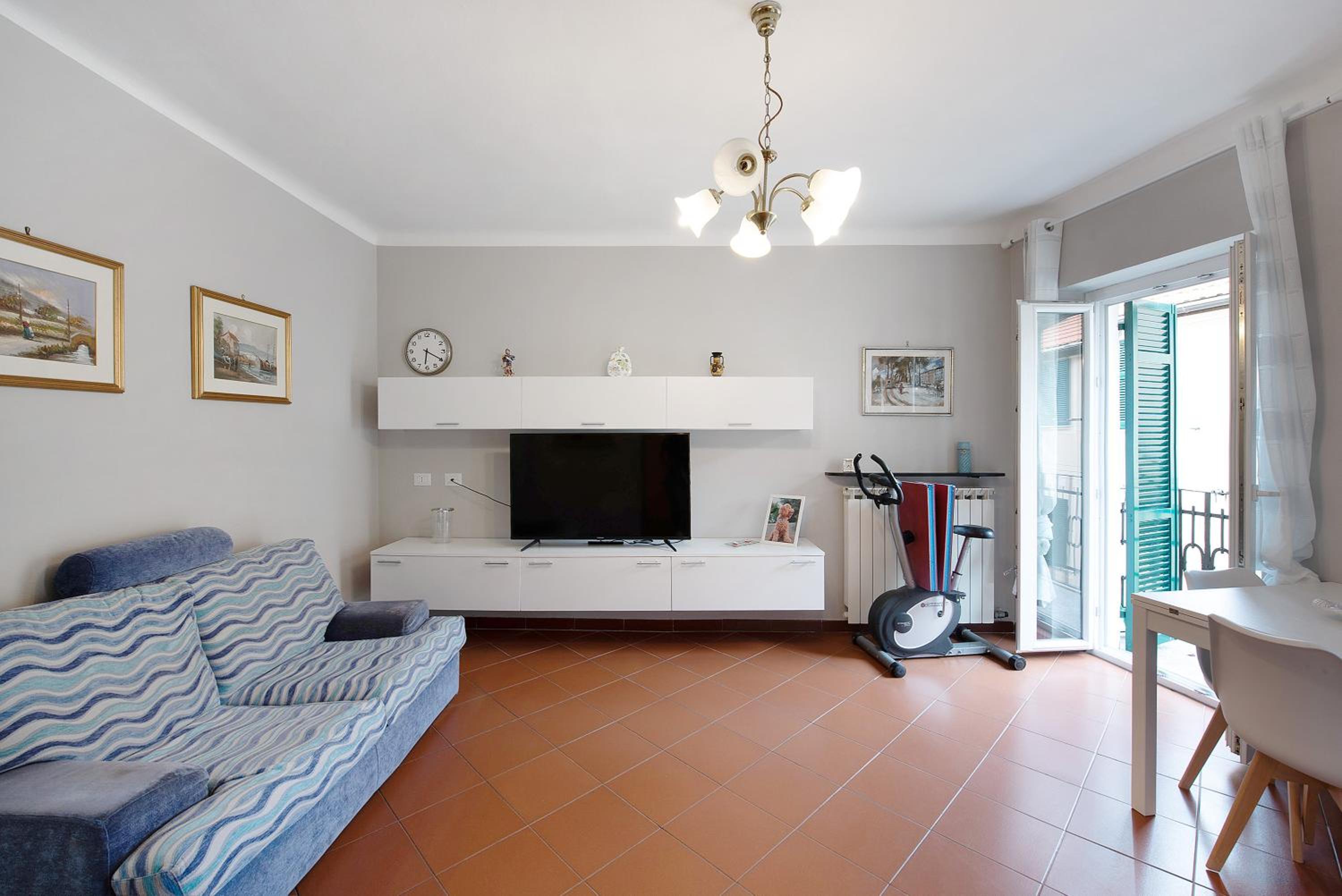 Three-Bedroom Superior Apartment