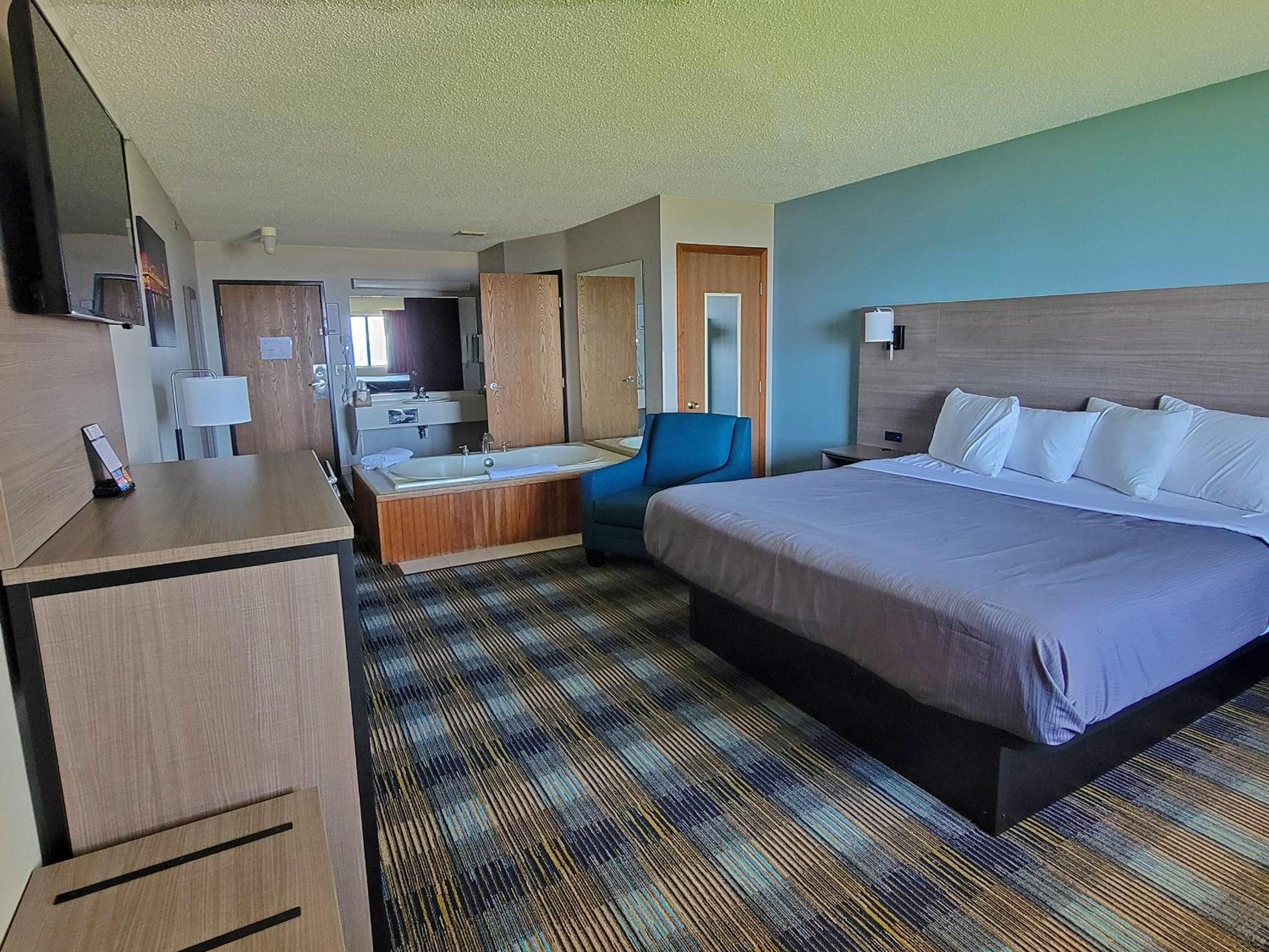 King Suite With Spa Bath
