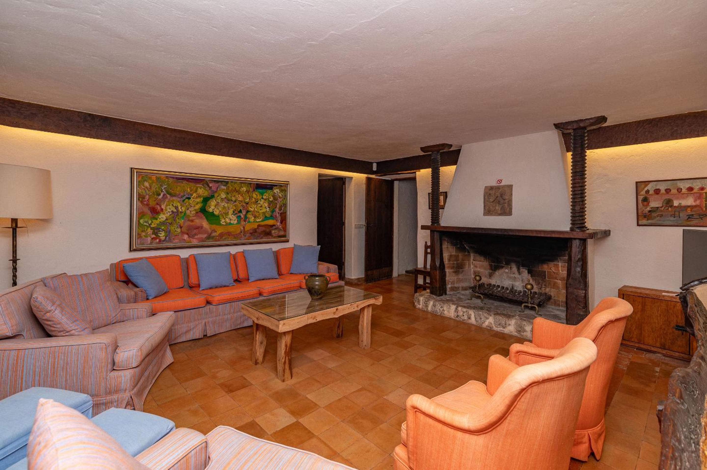 Three-Bedroom Villa photo 2