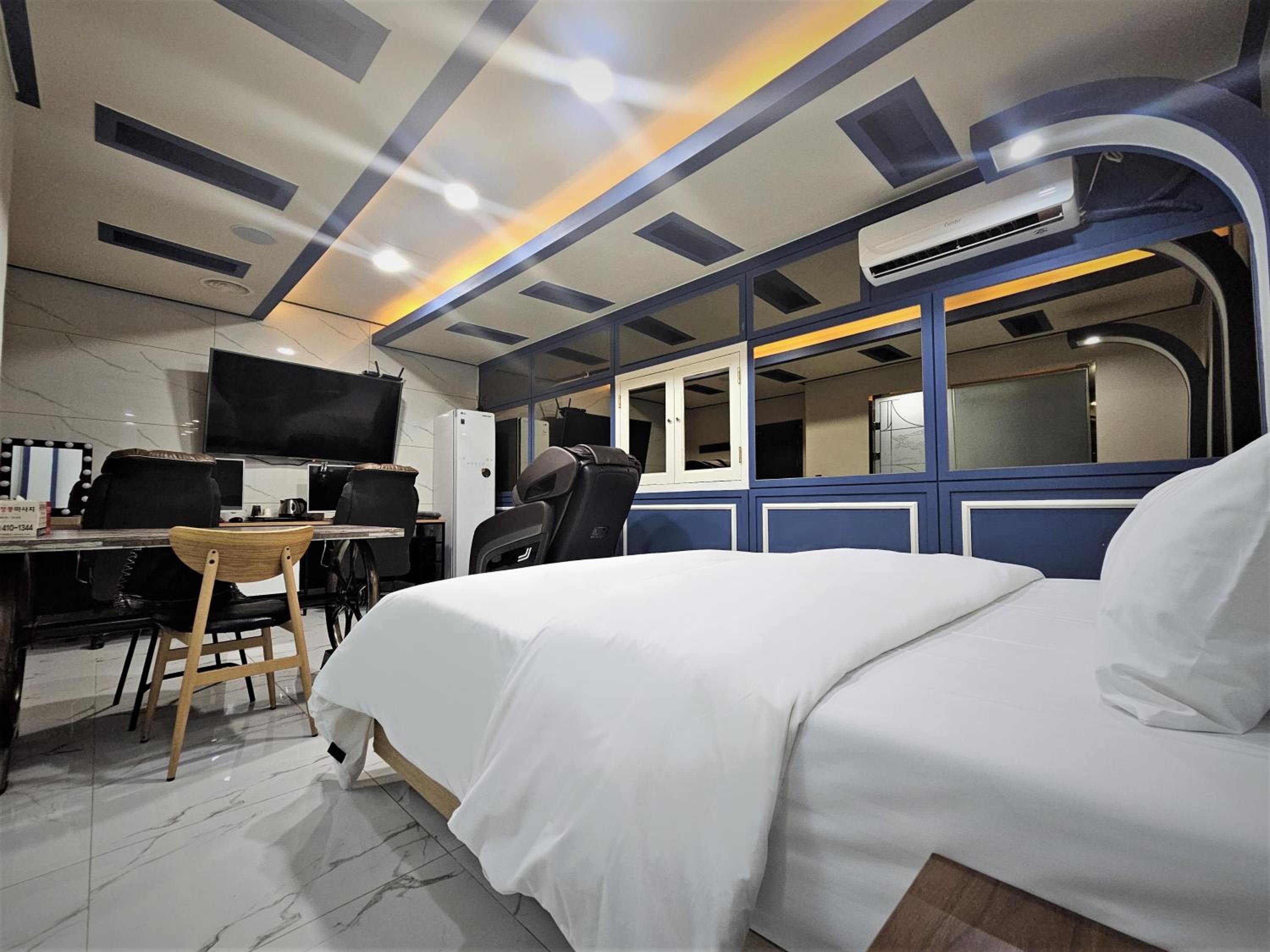 King Room - Photo 22