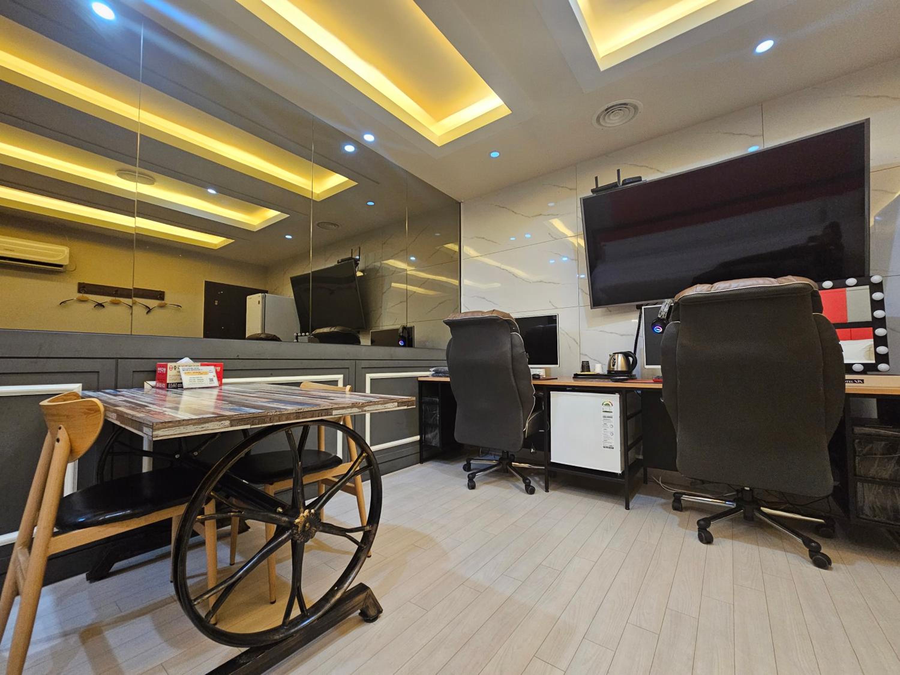 King Room - Photo 18