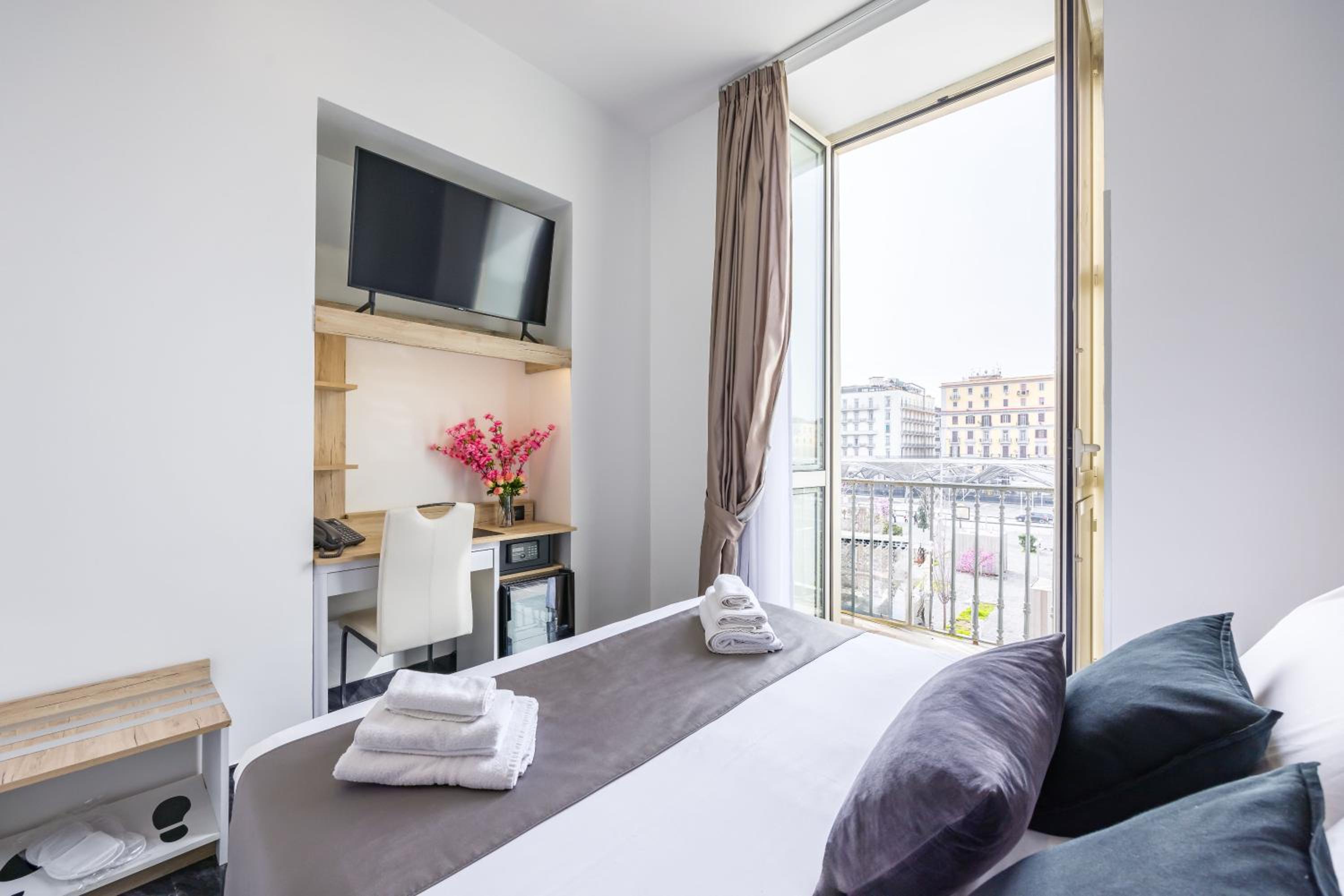 Double Room with Mountain View