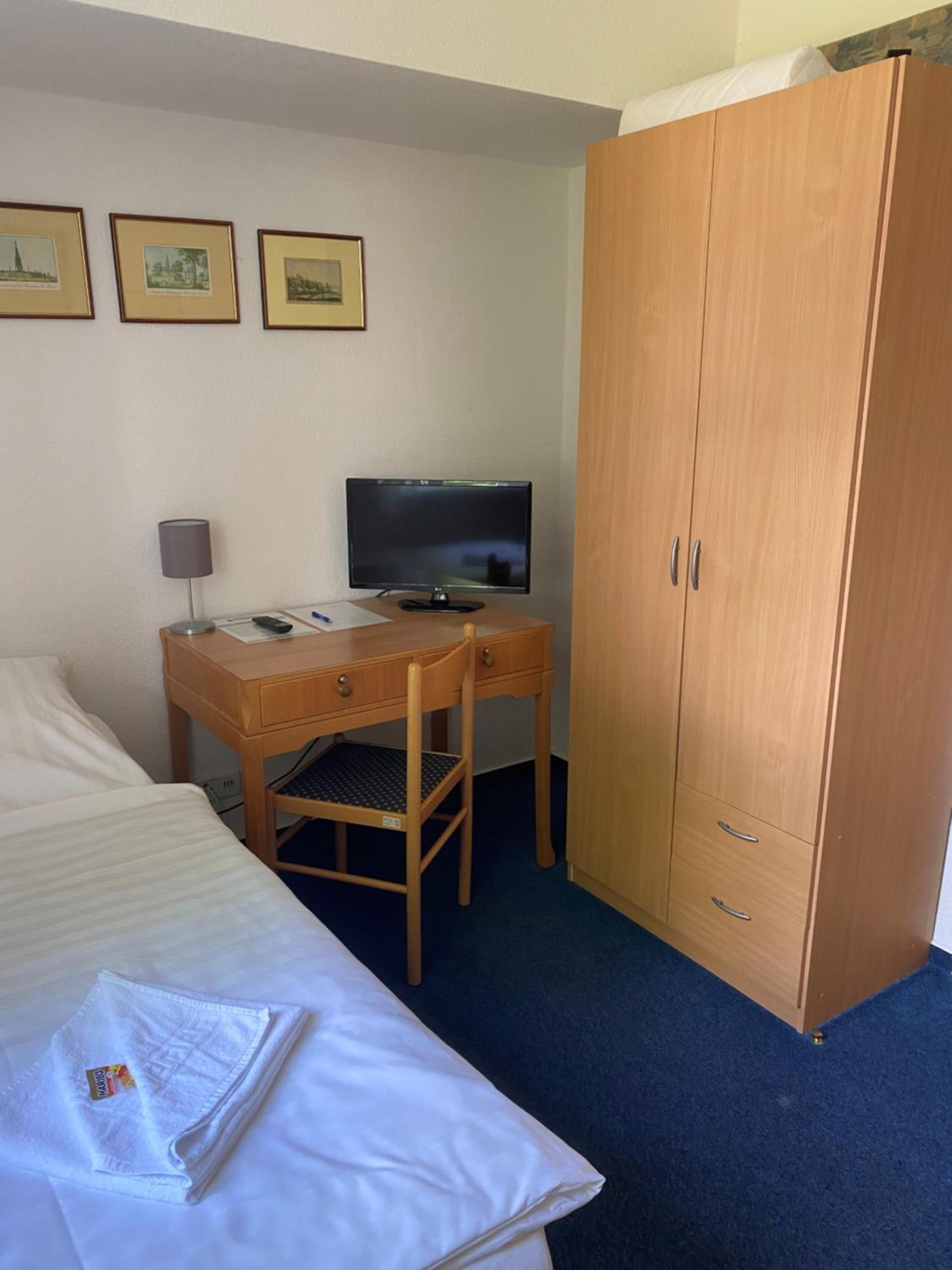 Standard Single Room photo 2