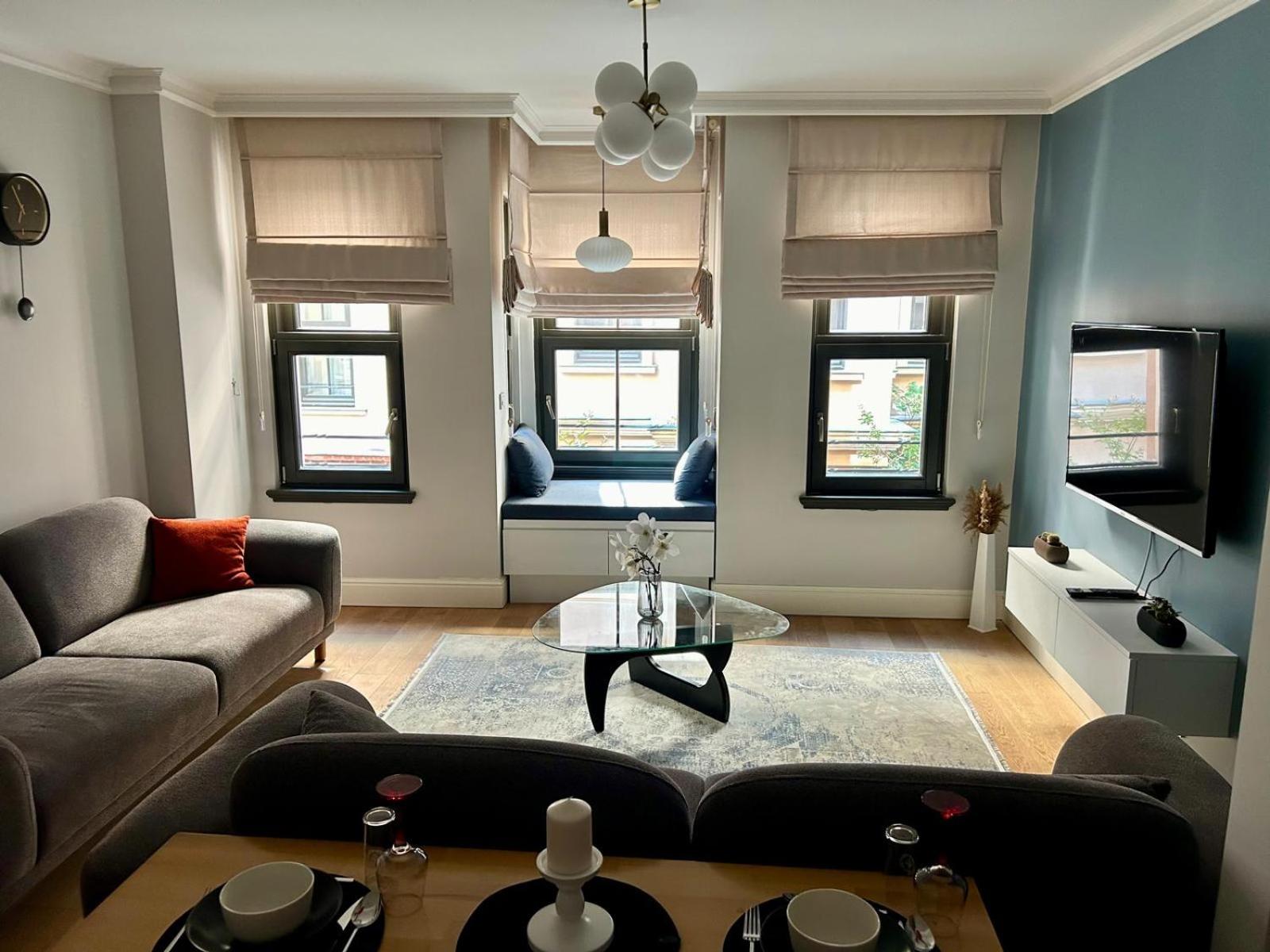 One-Bedroom Standard Apartment