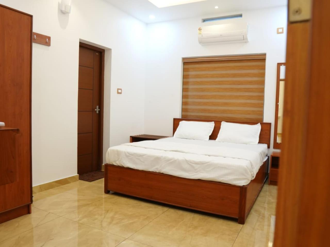 Executive Triple Room