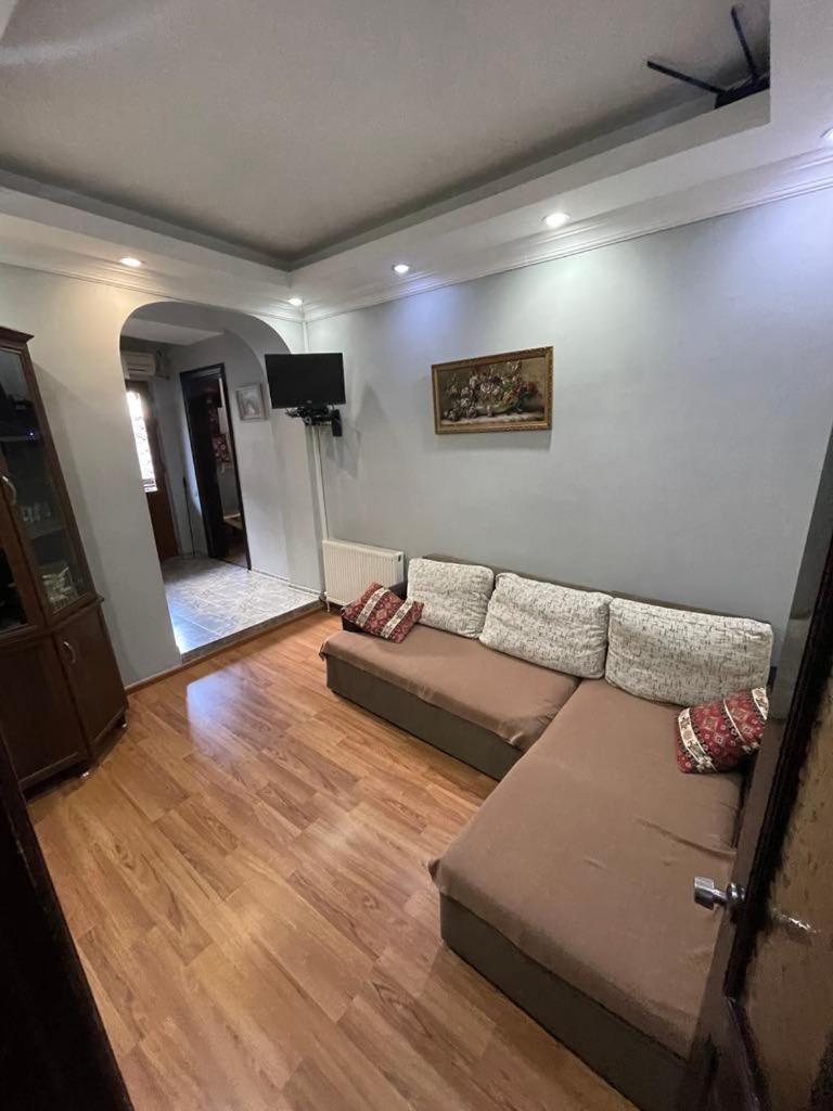 Apartment photo 1