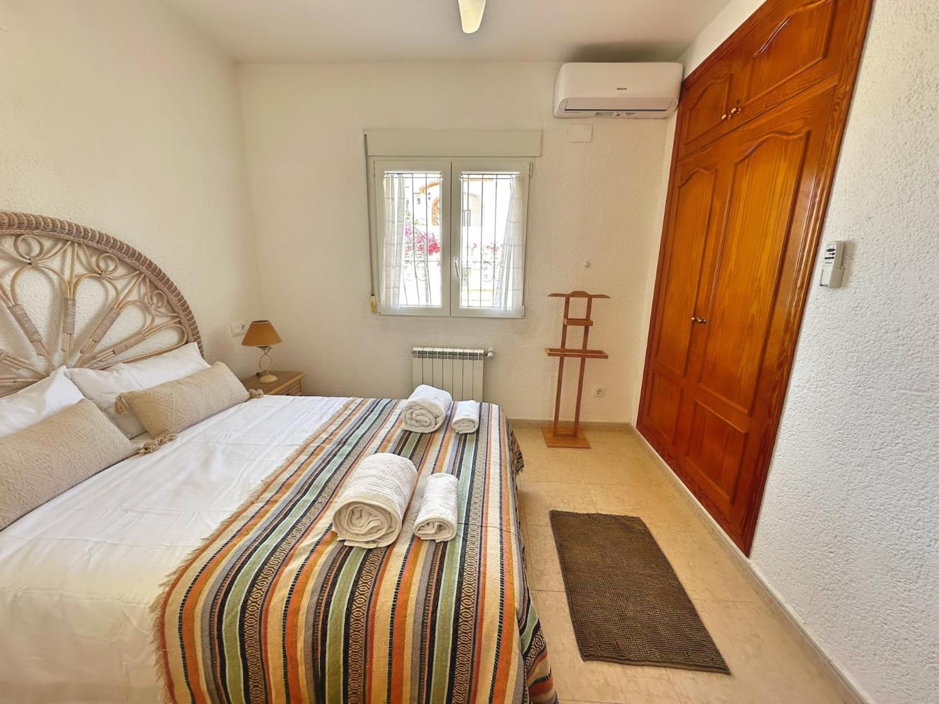 Villa de Tres Habitaciones