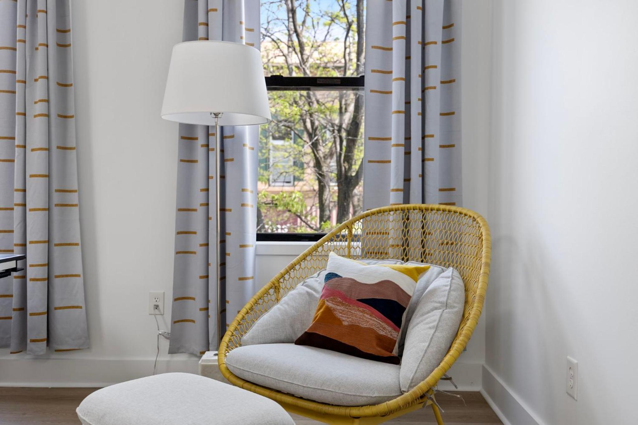 Two-Bedroom Apartment with City View photo 3