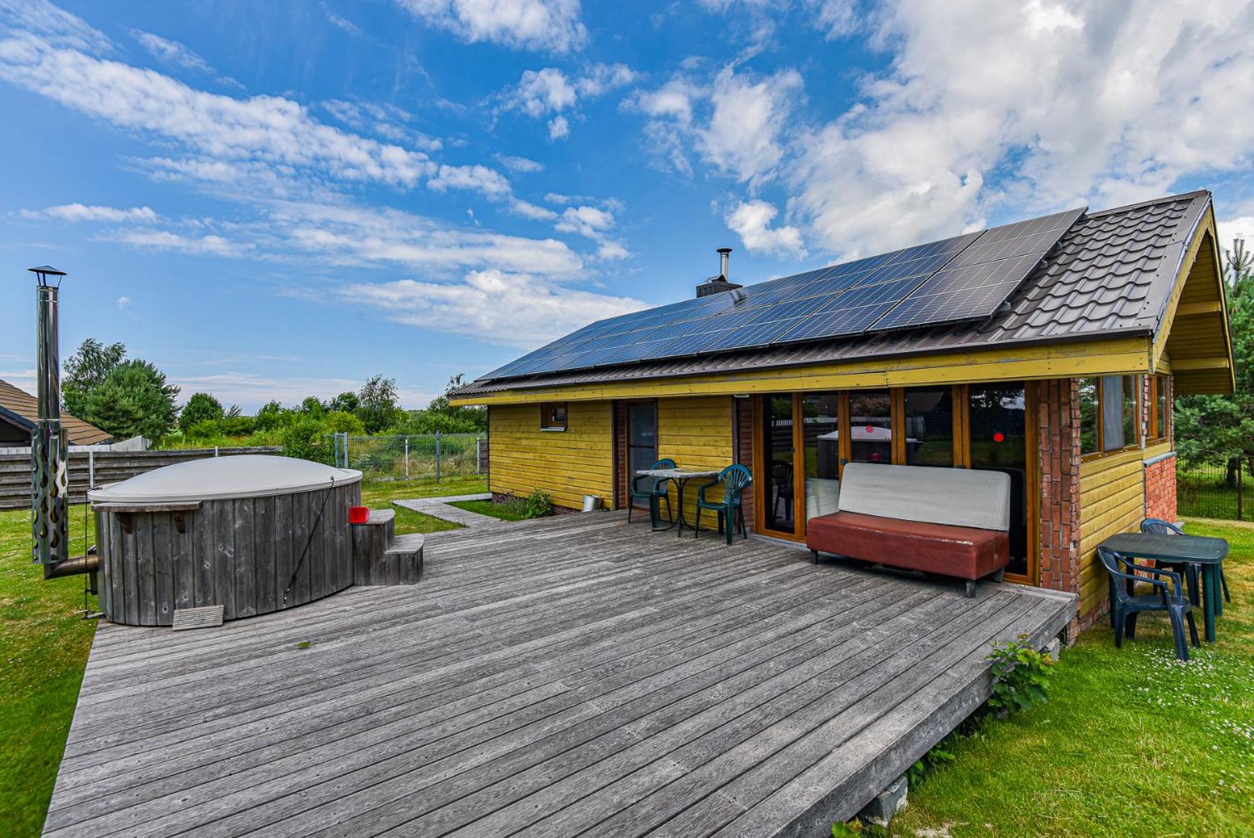 Holiday House photo 1