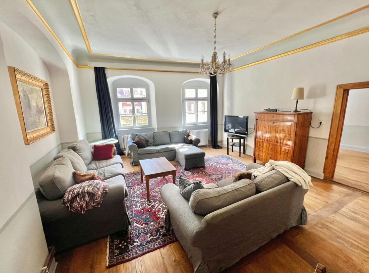 One-Bedroom Apartment with View photo 1