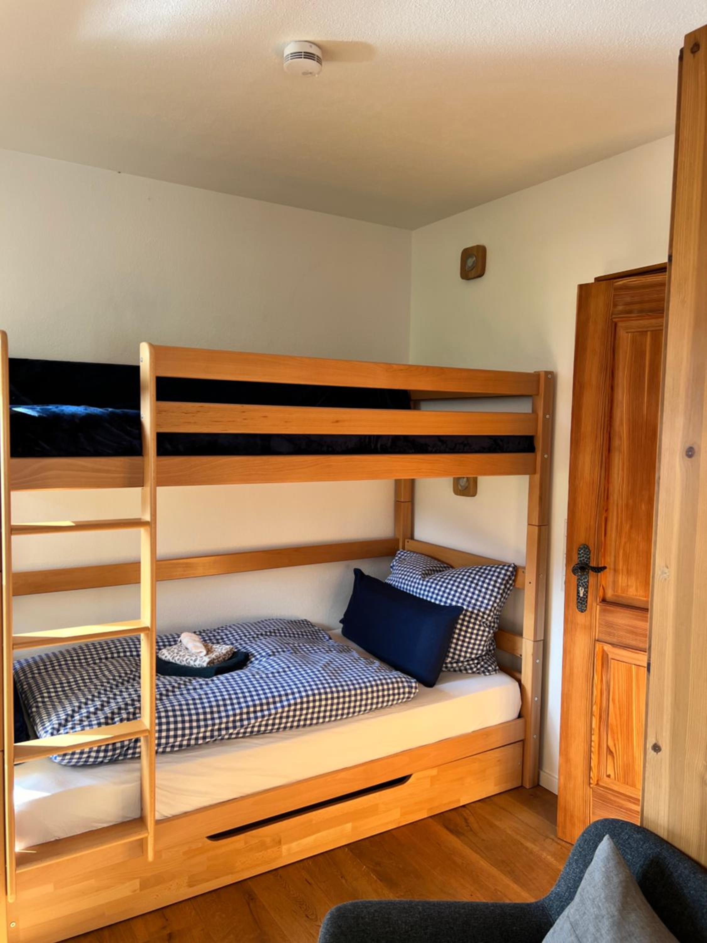 Single Room with Bathroom photo 3