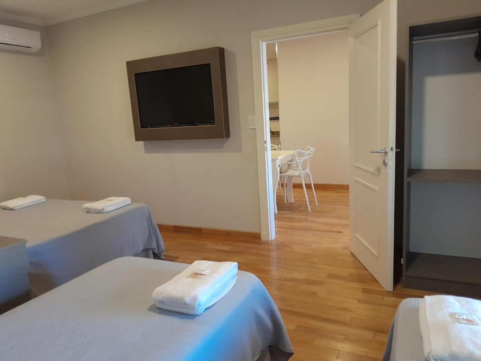 Deluxe Apartment photo 2