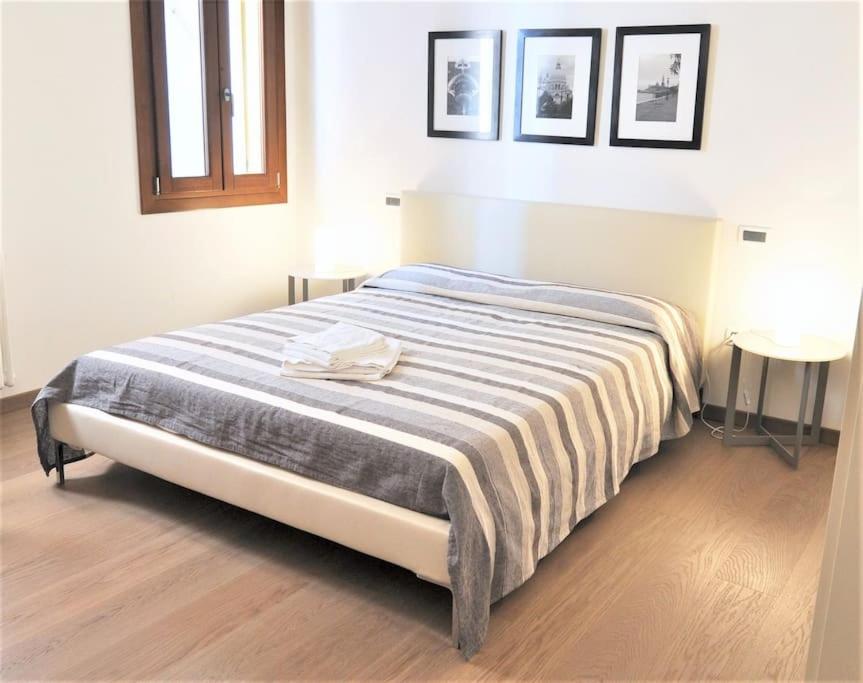 Three-Bedroom Apartment photo 2