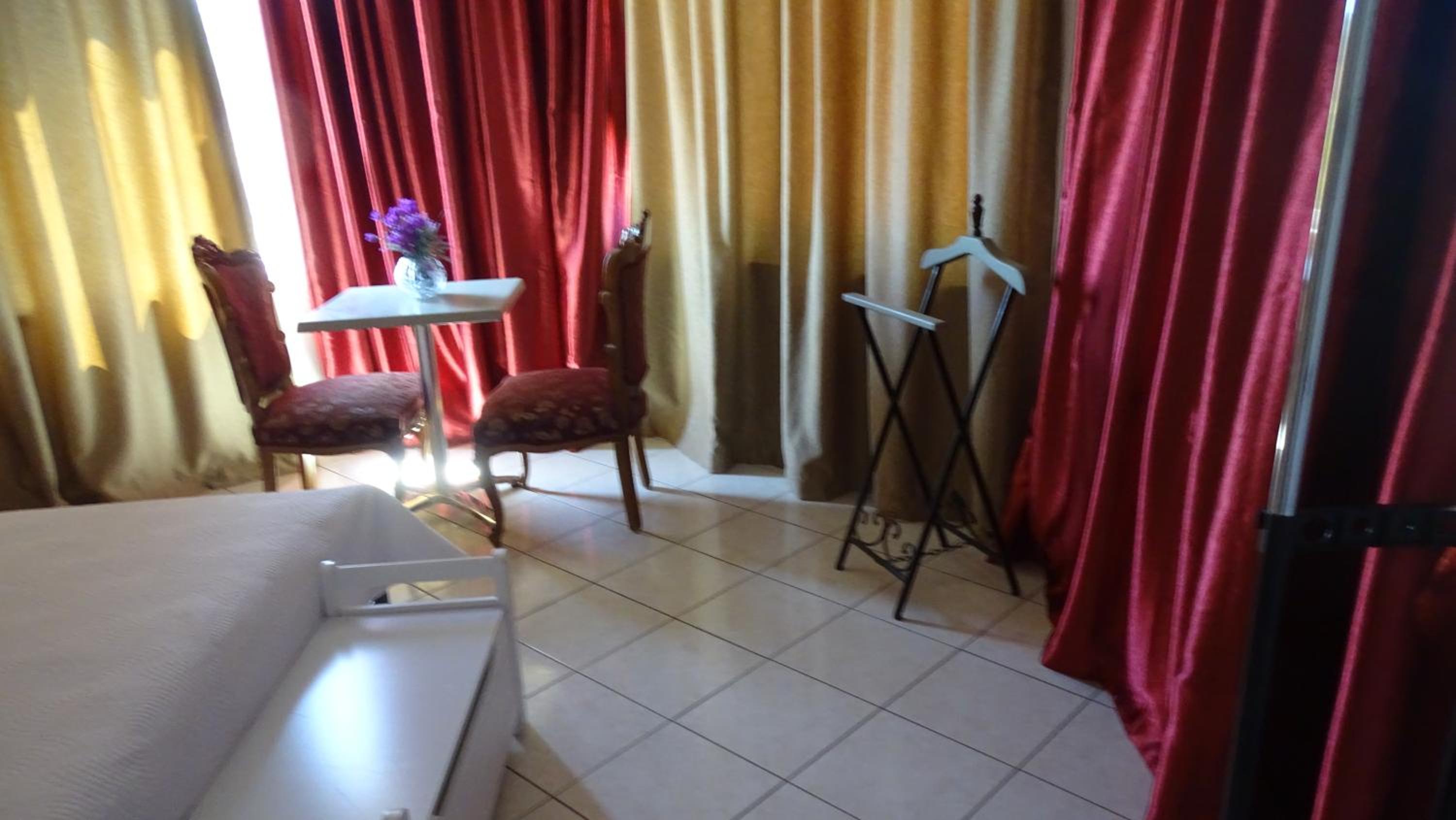 Two-Bedroom Apartment photo 2