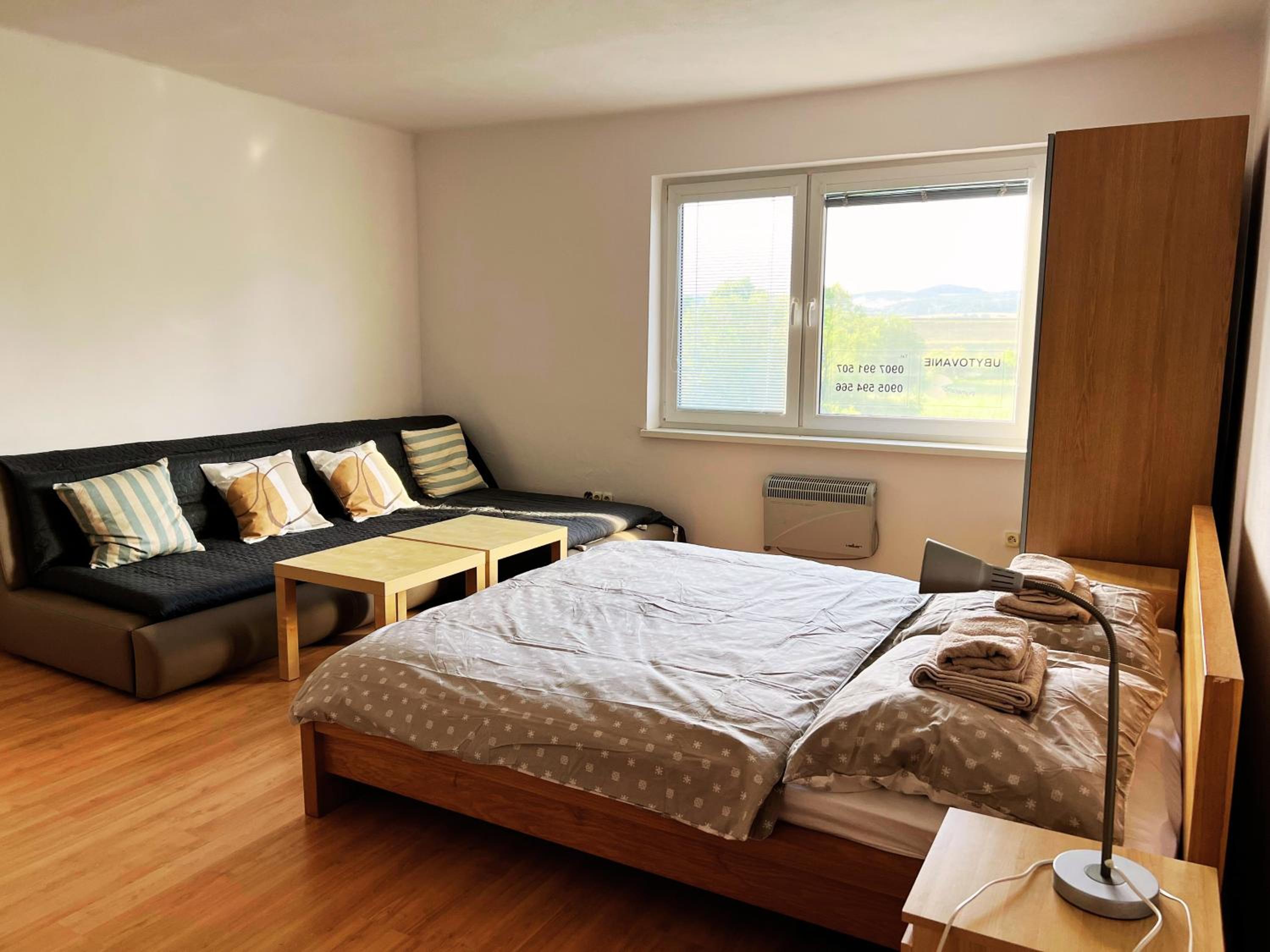 Three-Bedroom Apartment photo 2