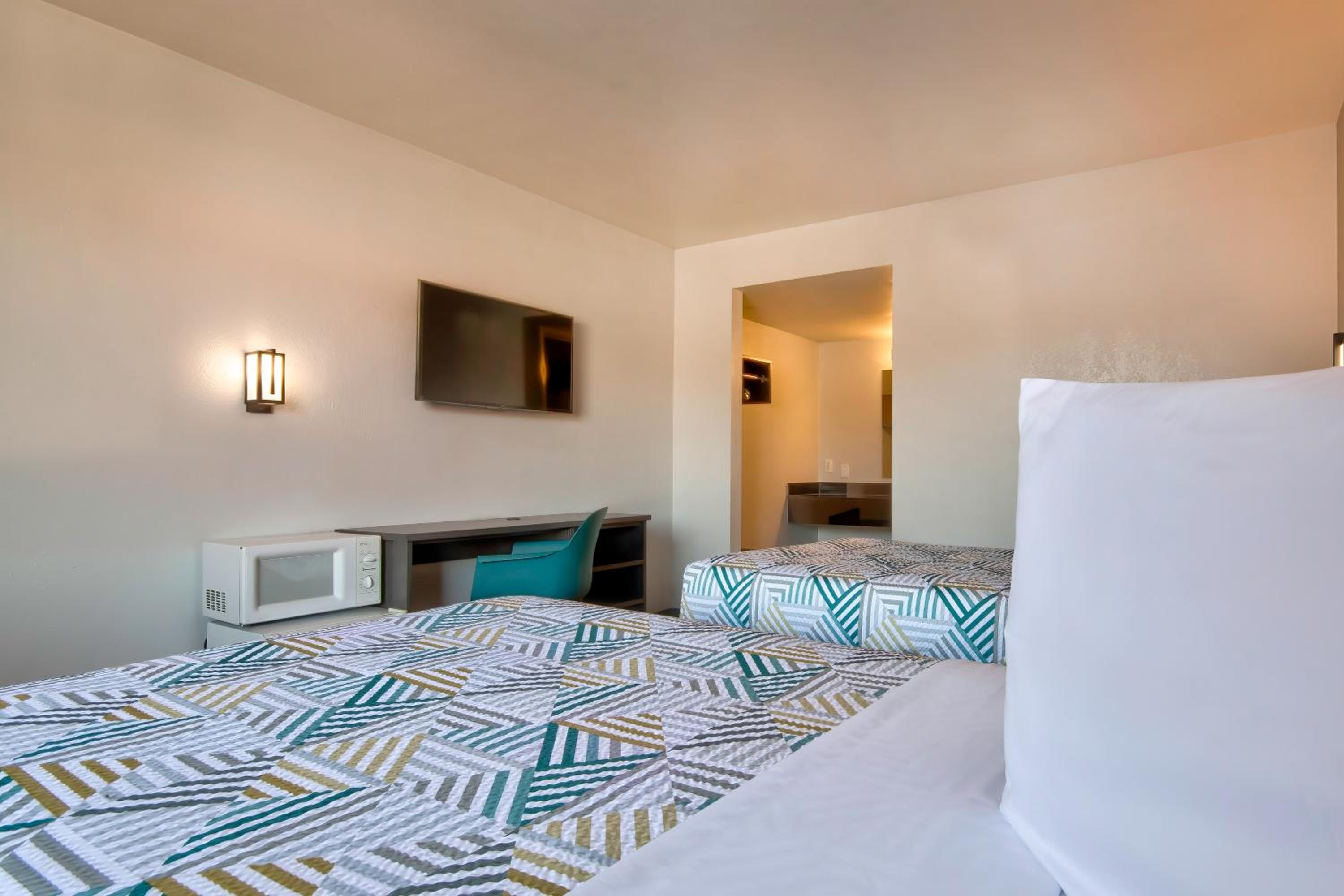 Quadruple Room photo 3