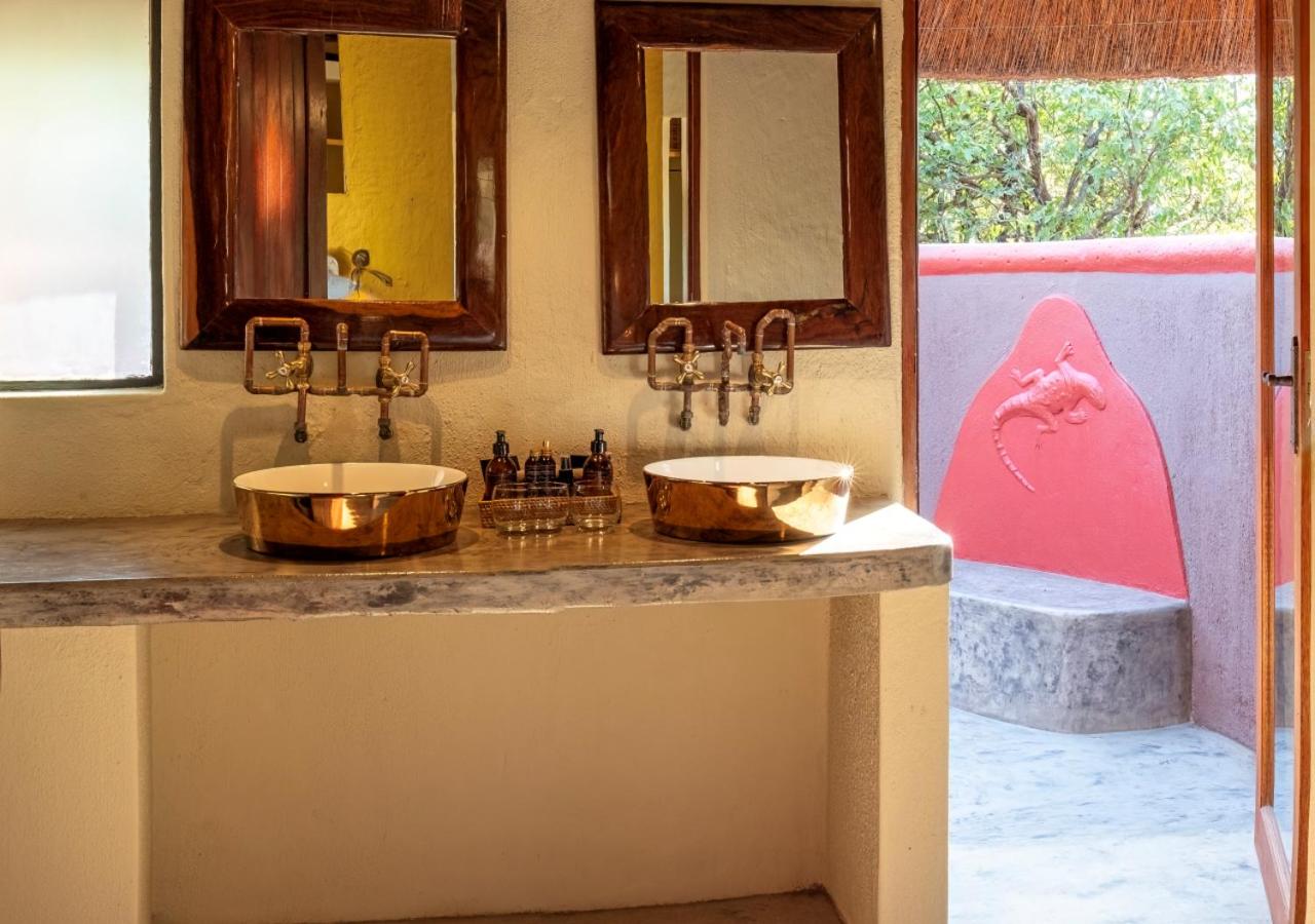 Luxury Private Bungalow photo 3