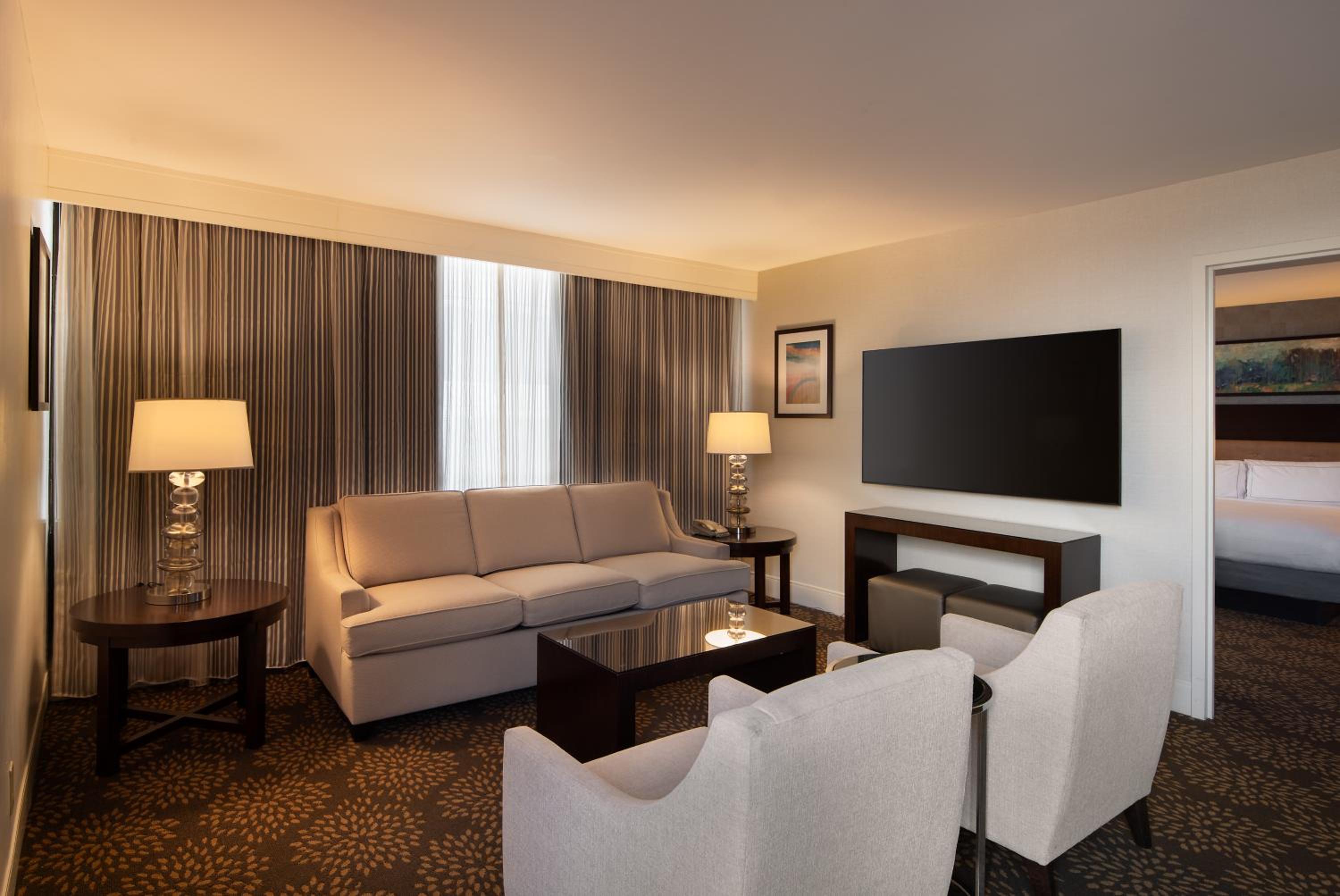 Presidential Suite photo 3
