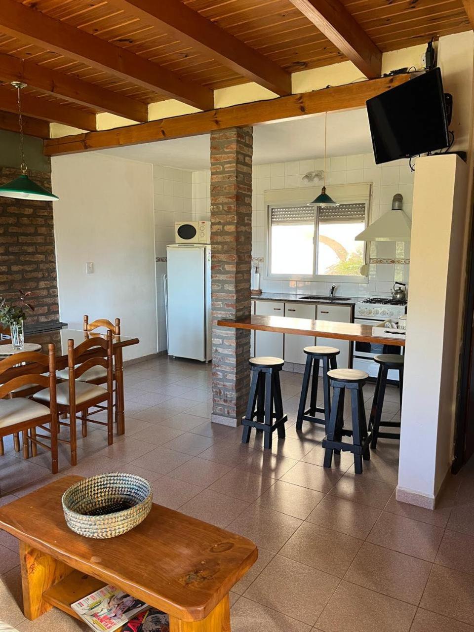 Three-Bedroom House photo 2