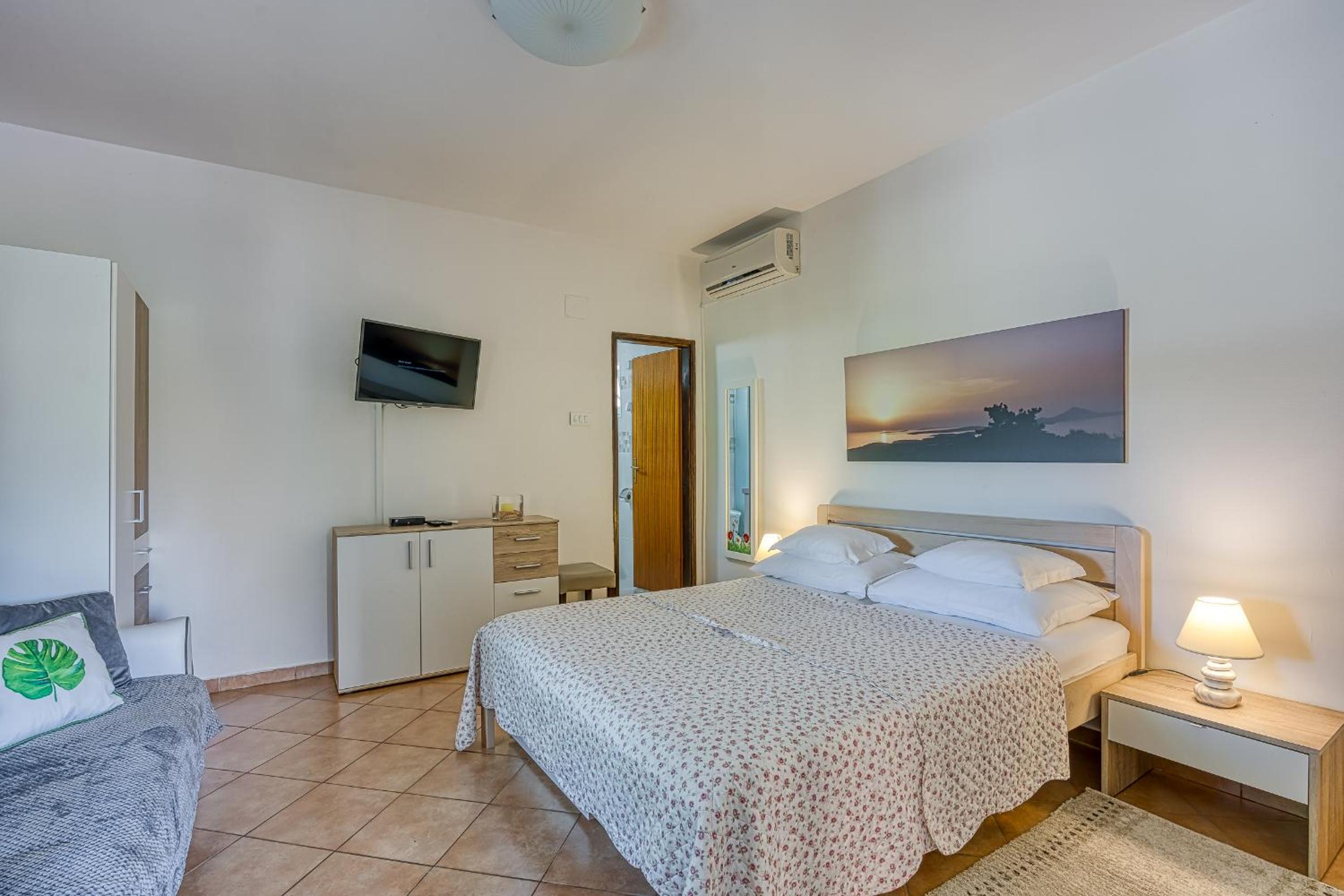 One-Bedroom House