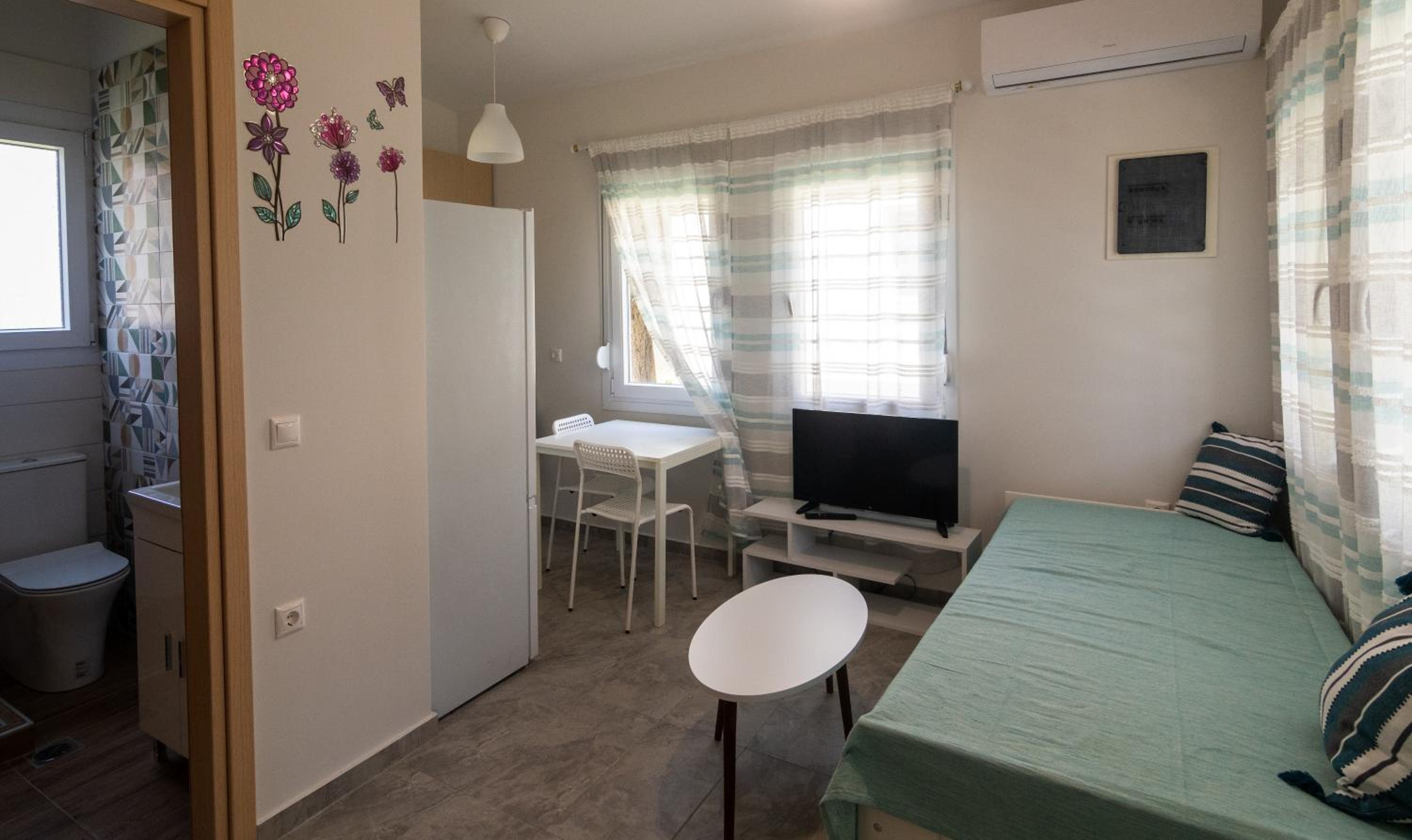 Two-Bedroom House photo 1