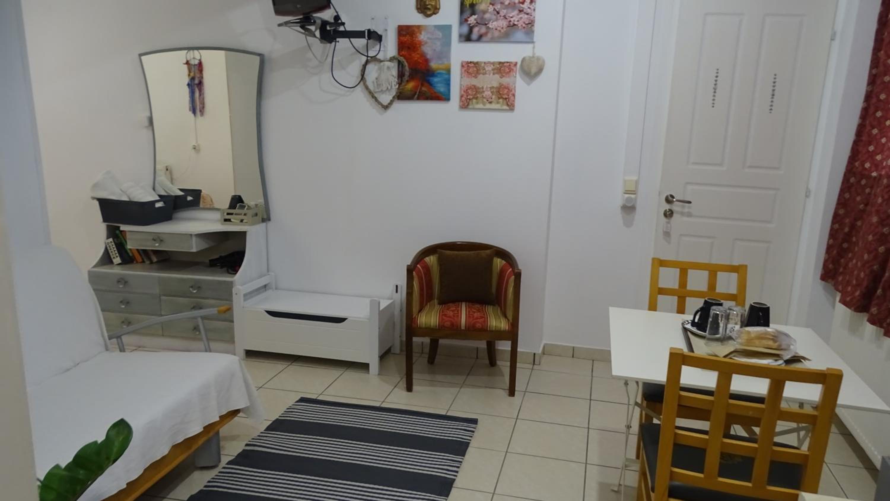 Standard Twin Room with Sofa