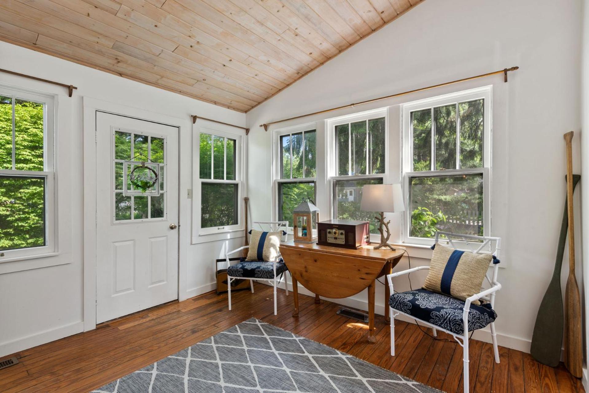 Three-Bedroom Vacation Home  photo 3