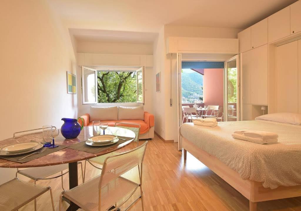 One-Bedroom Apartment - Photo 11