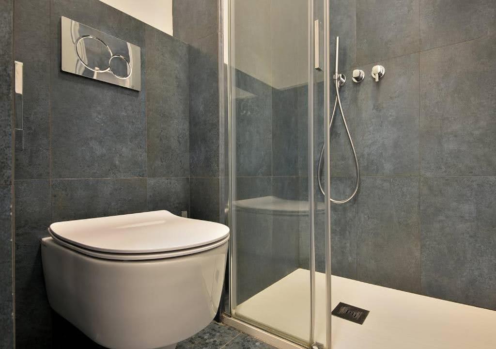 One-Bedroom Apartment - Photo 29