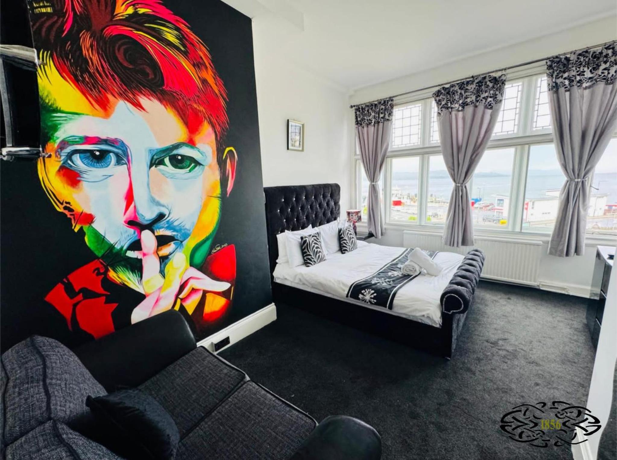 Double Room with Sea View - Photo 11