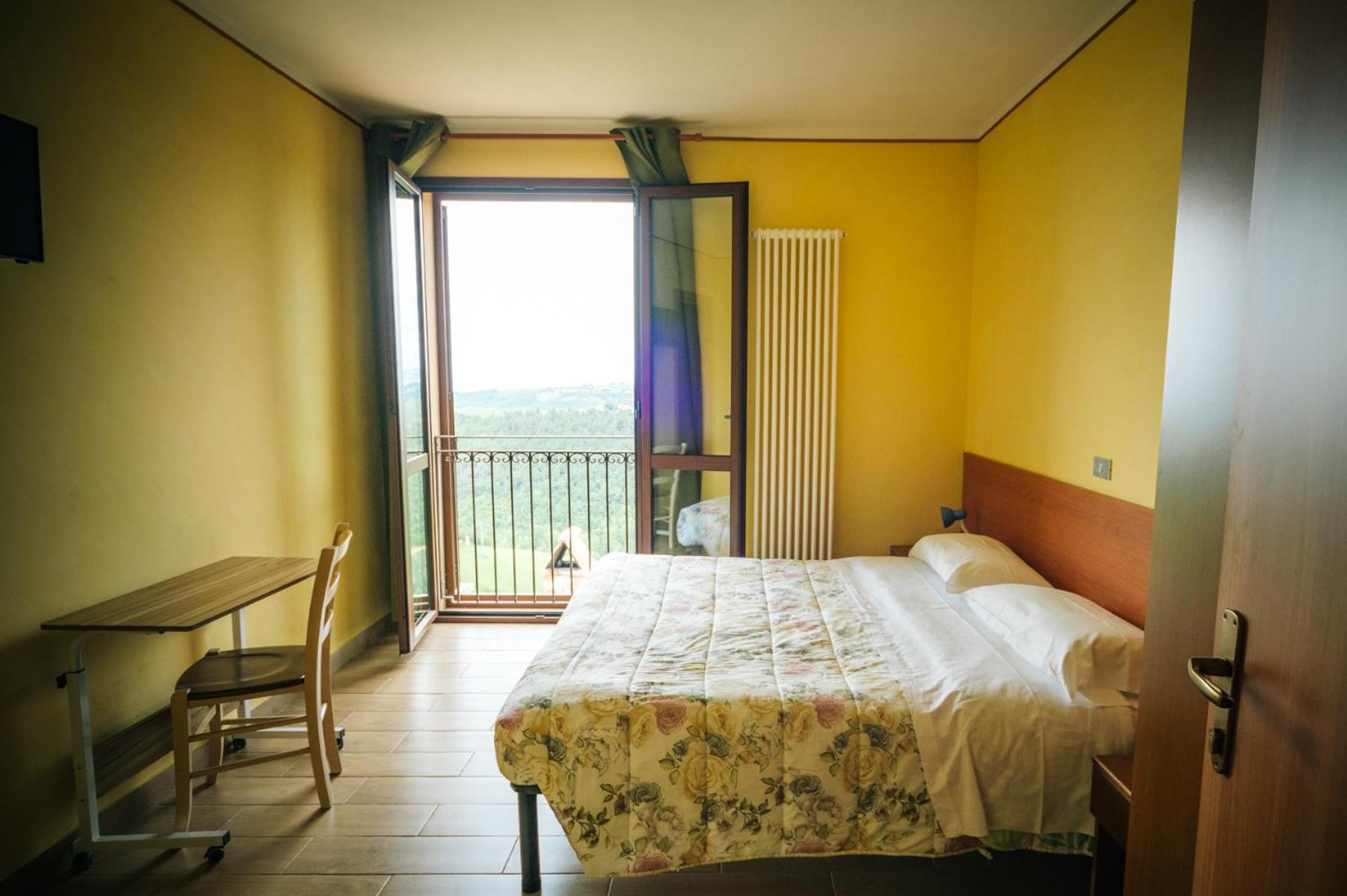 Double Room with Mountain View