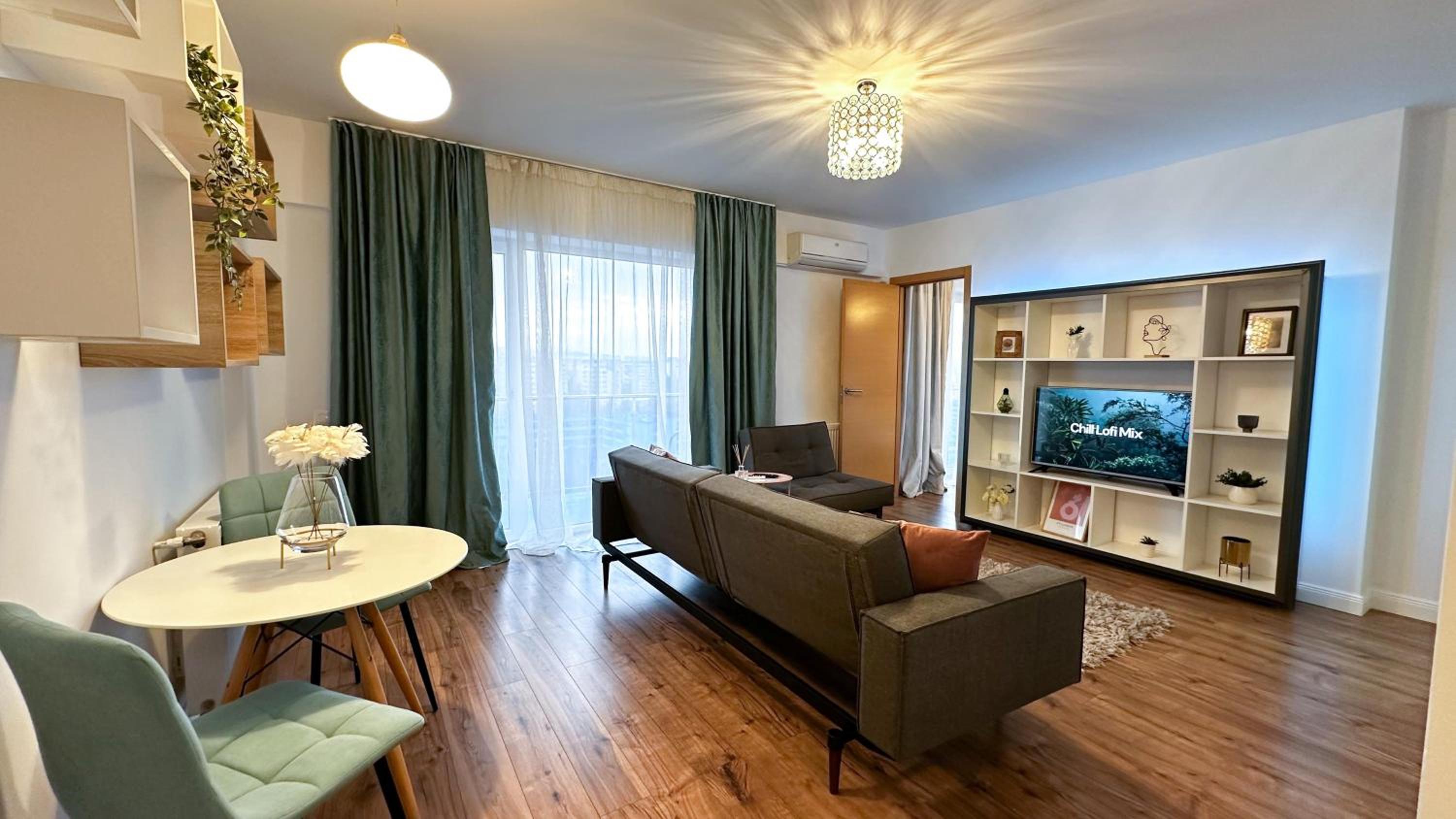 One-Bedroom Apartment with Terrace - Photo 8