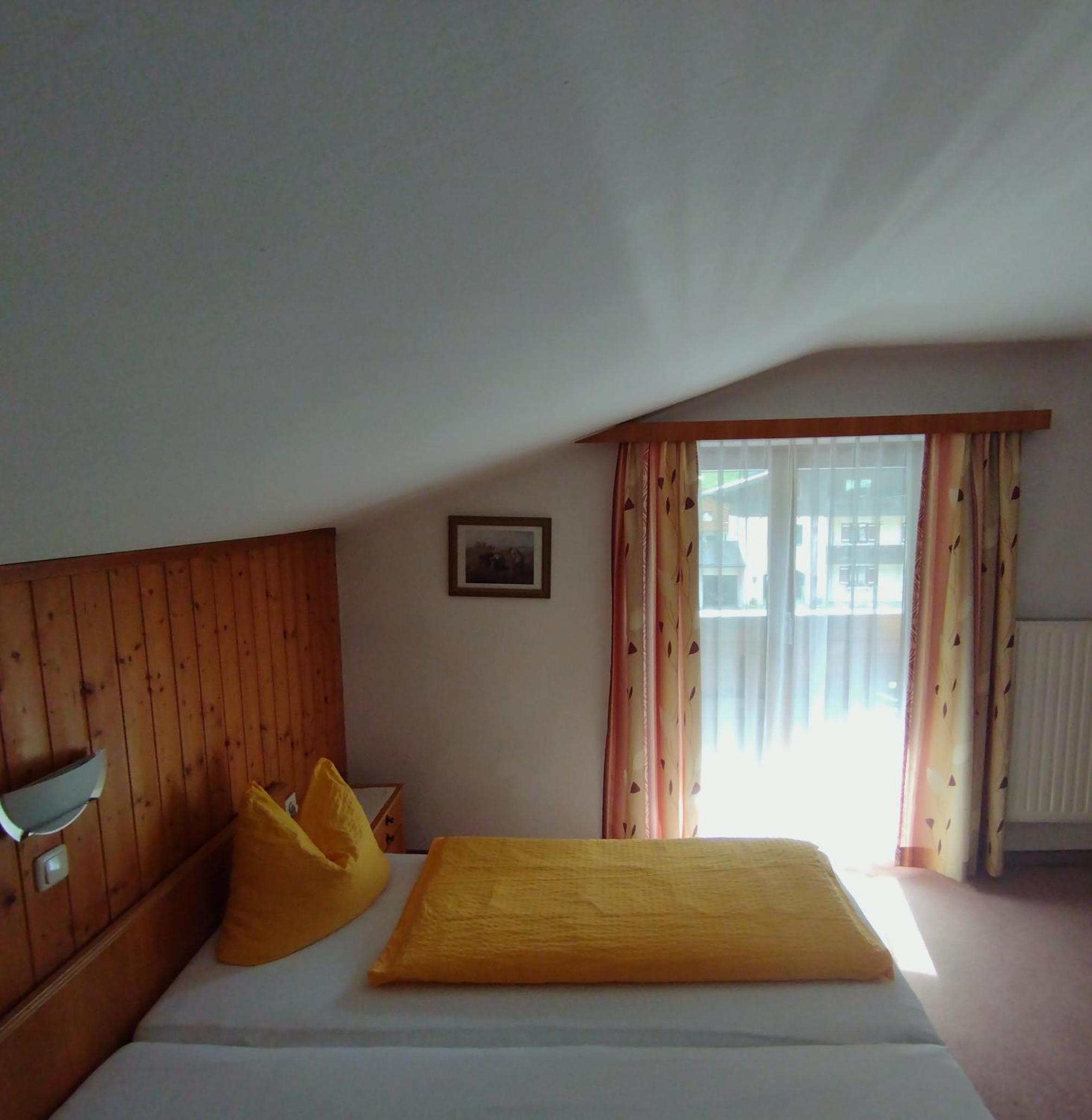 Single Room - Attic photo 1