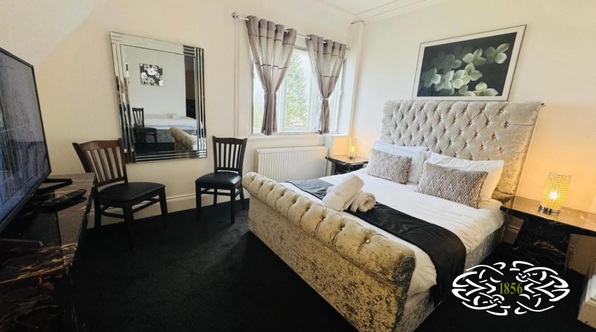 Family Room with Sea View - Photo 1