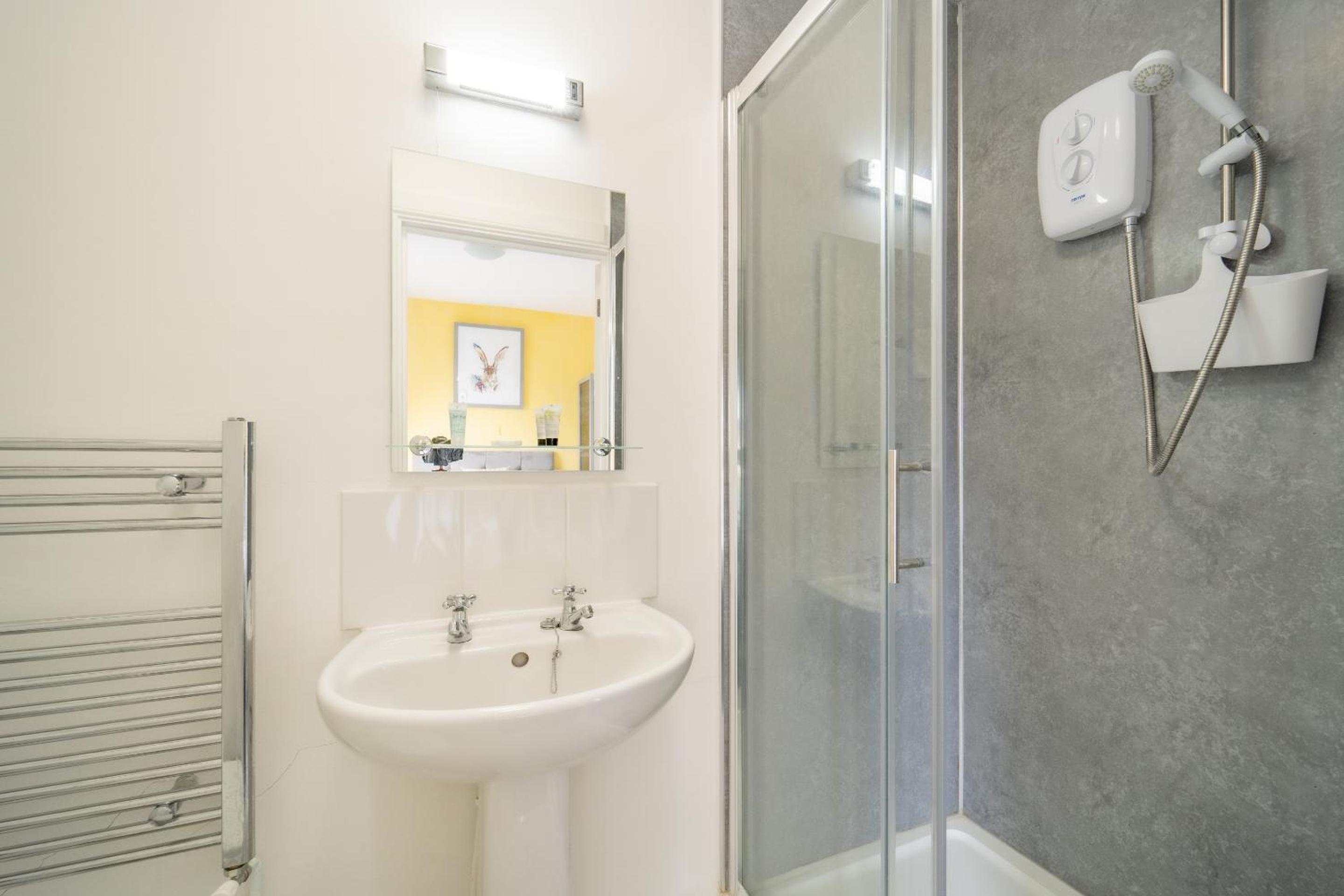 Single Room with Shower photo 3