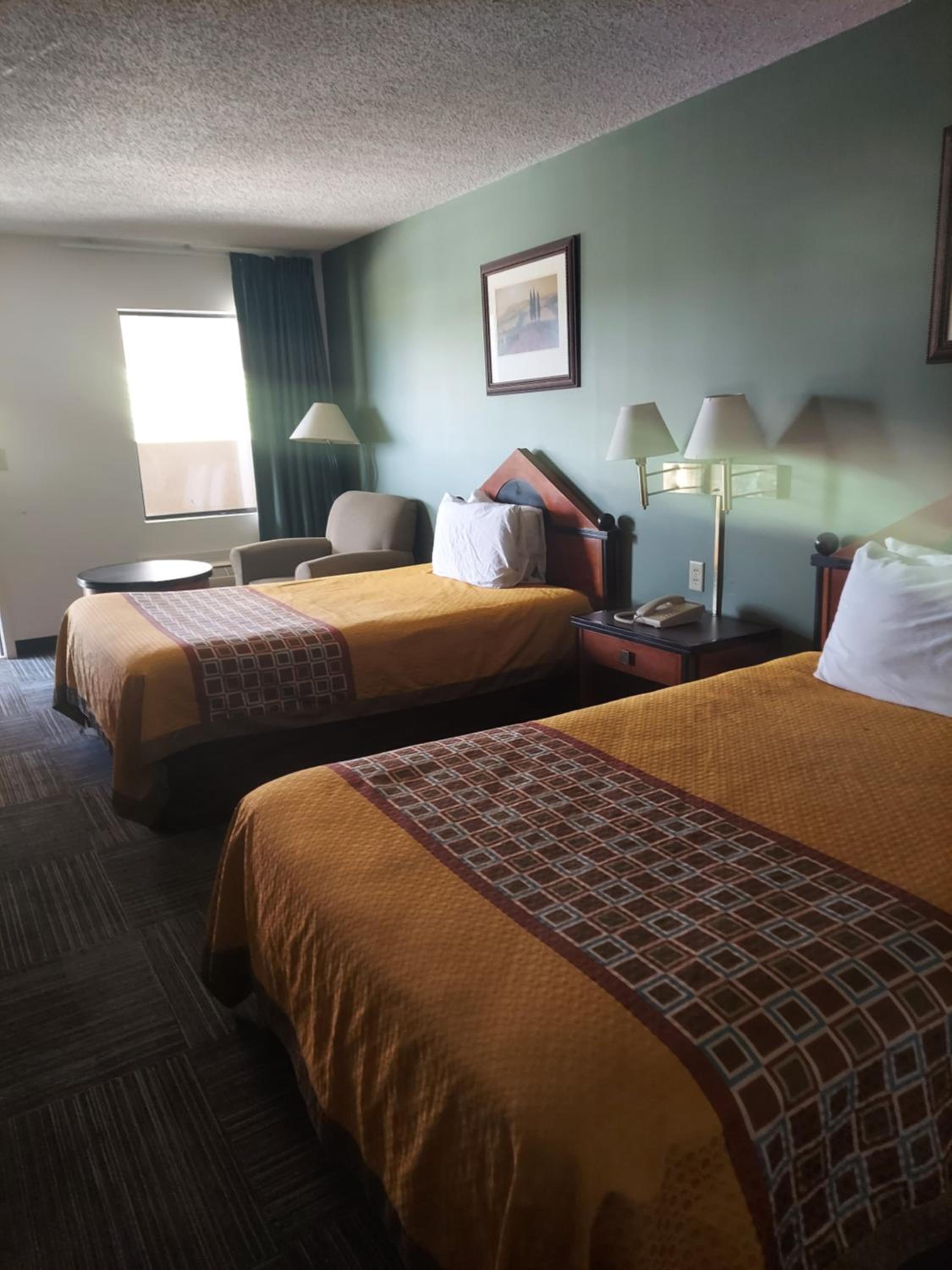 Double Room with Two Double Beds - Photo 1