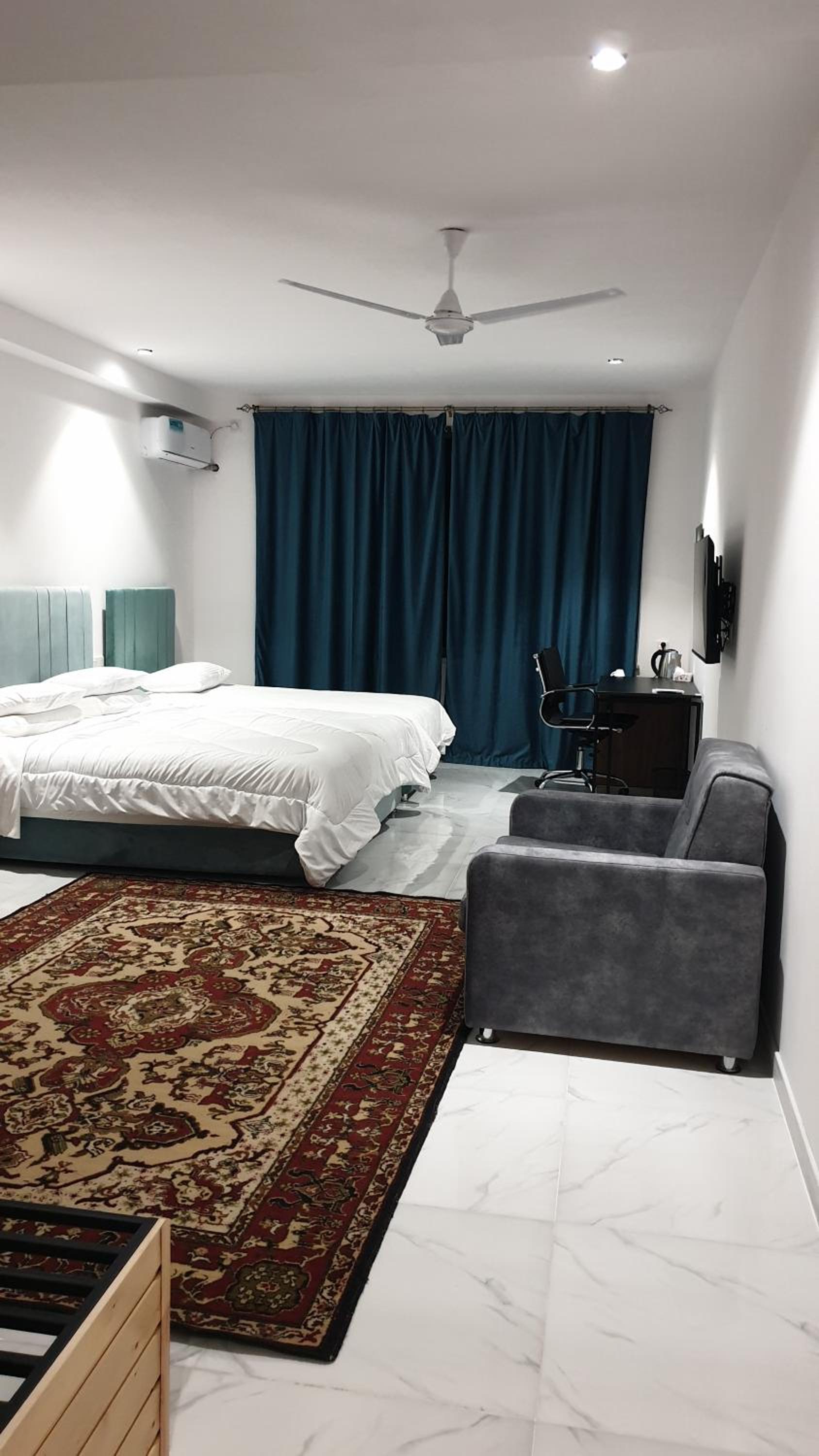 Deluxe Family Suite photo 2
