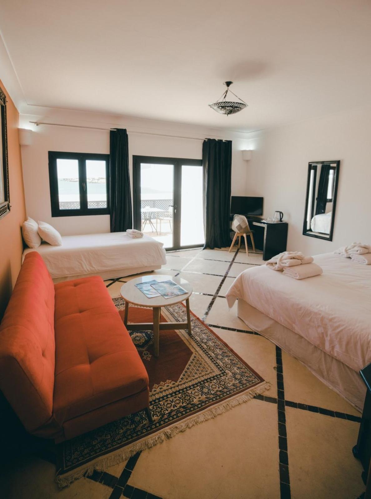 Family Room with Sea View photo 2