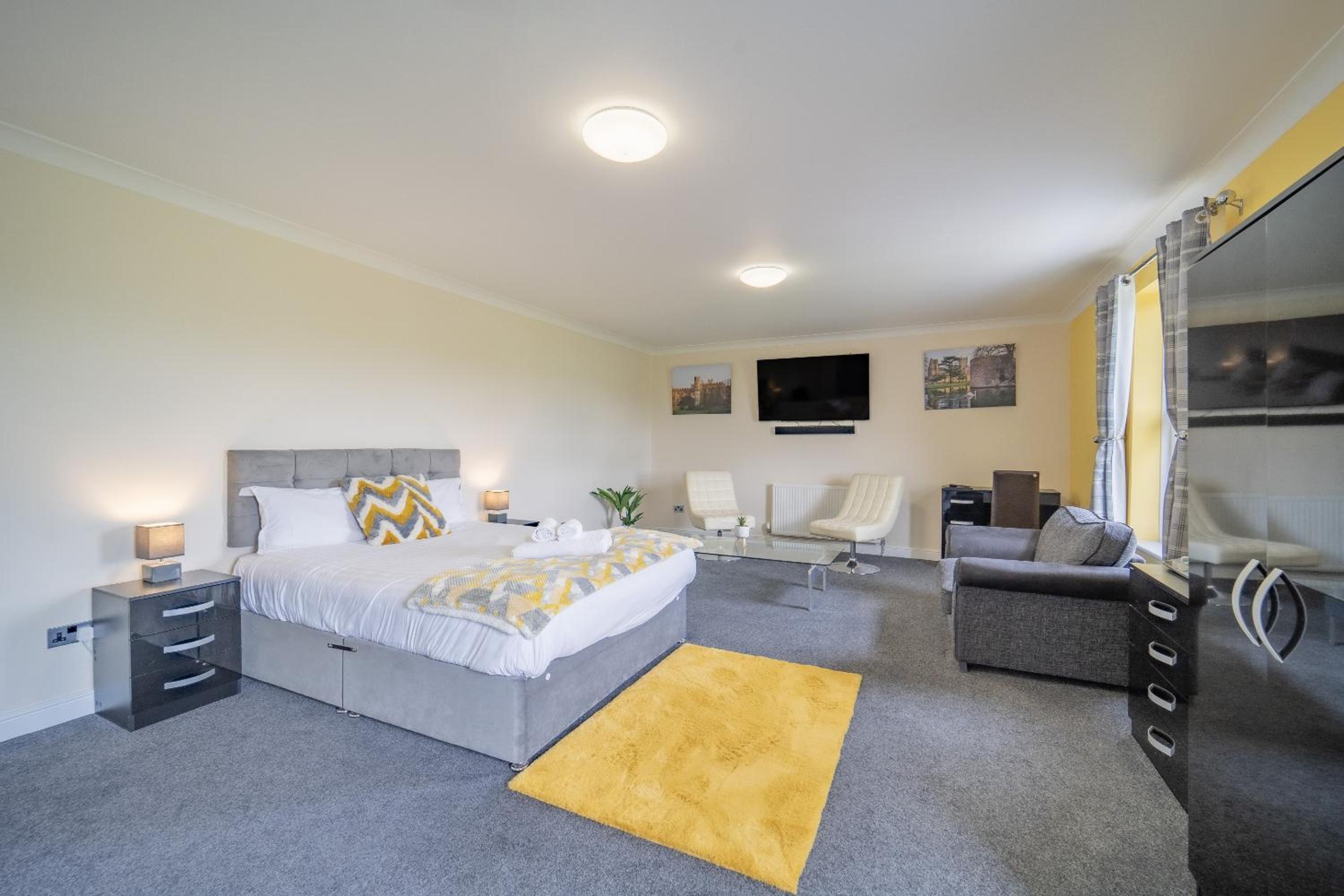 One-Bedroom Suite