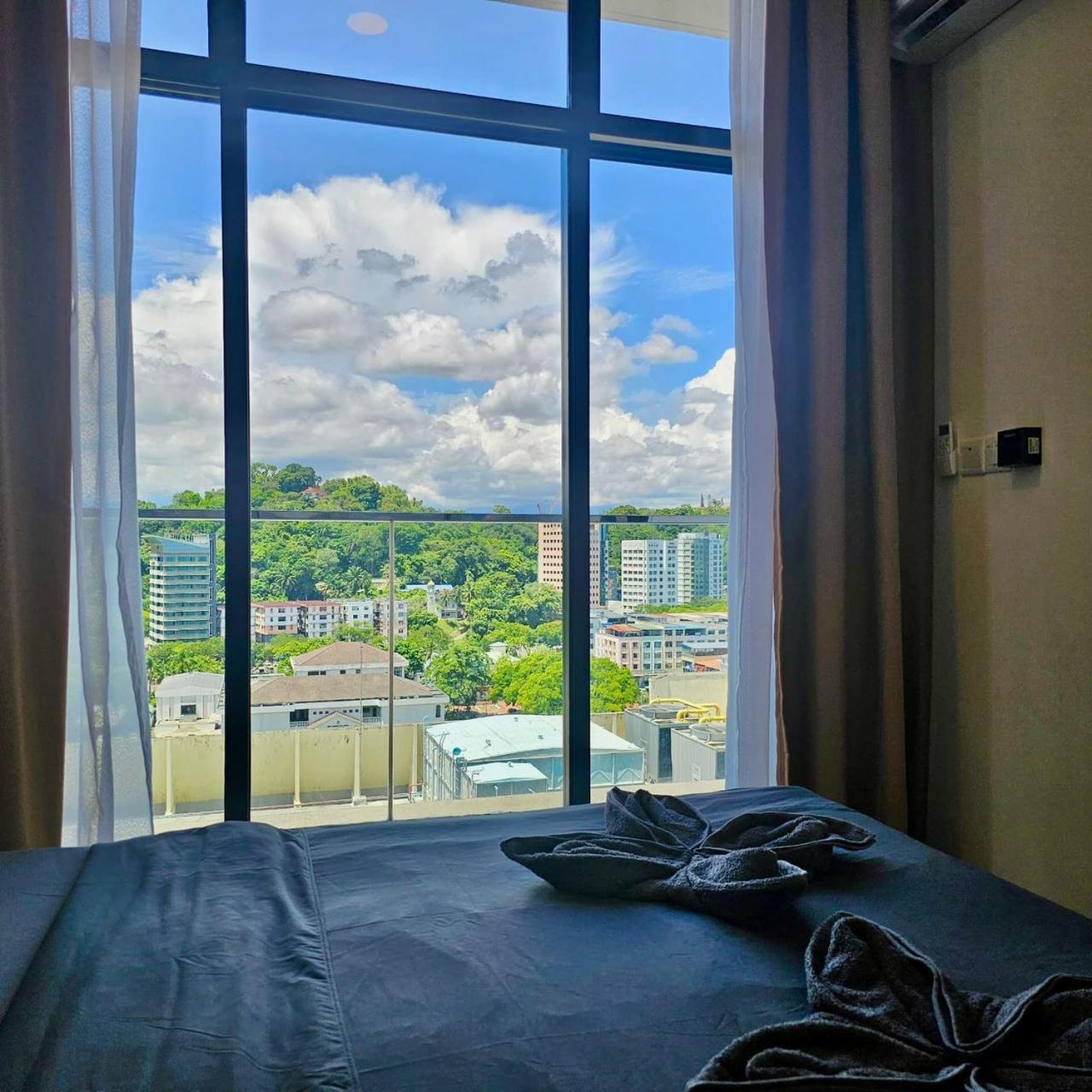 One-Bedroom Apartment with Balcony and Mountain View