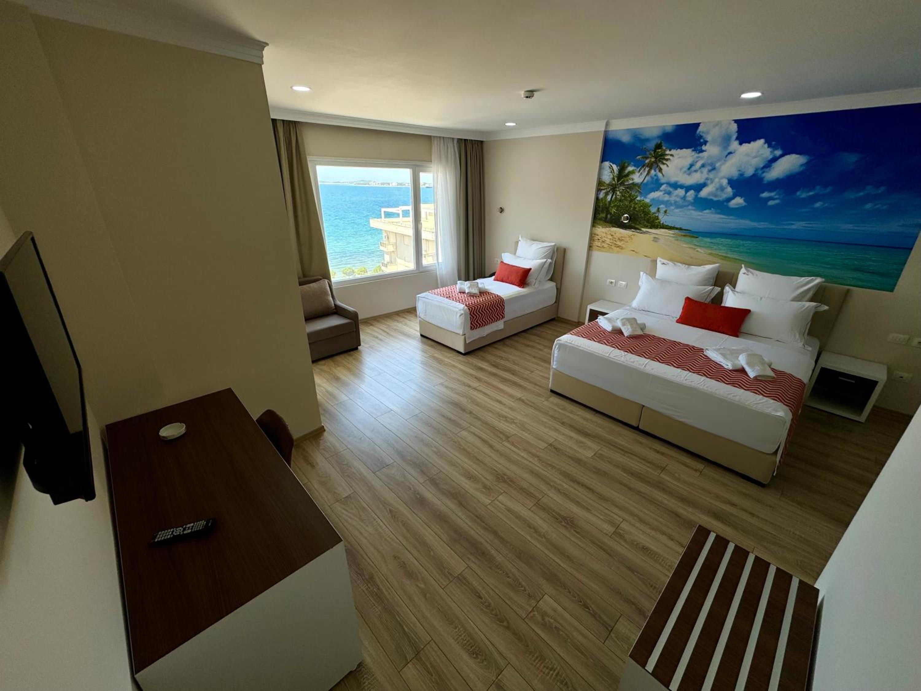 Triple Room with Sea View