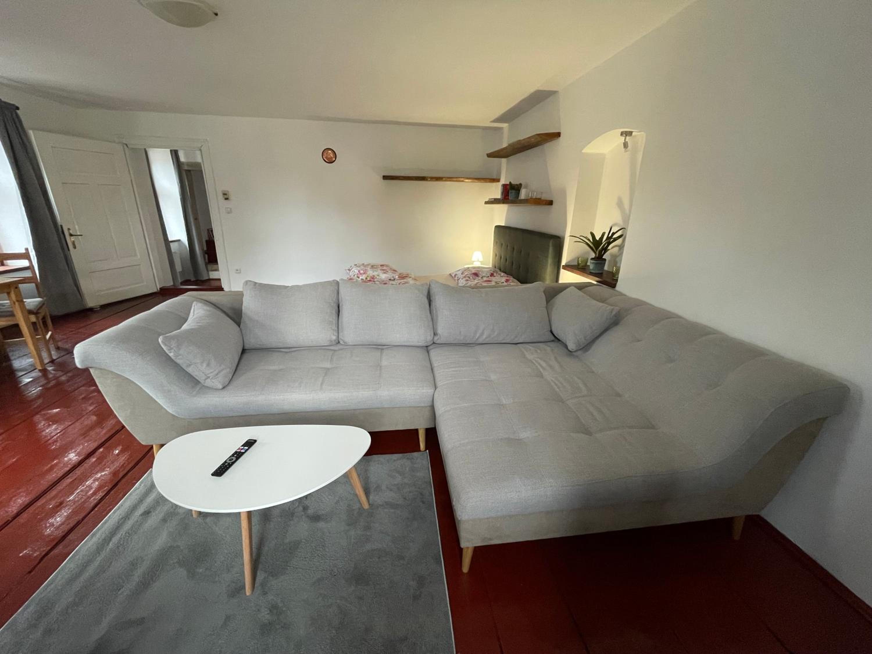 One-Bedroom Apartment photo 2