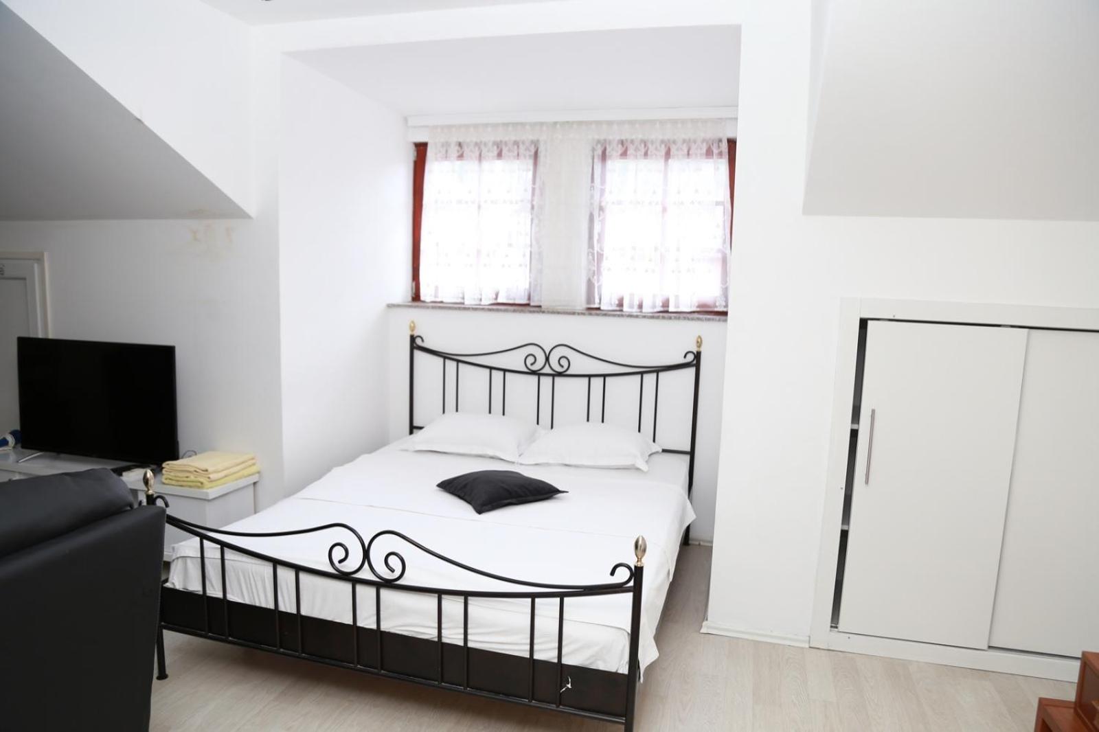 Quadruple Room with Mountain View